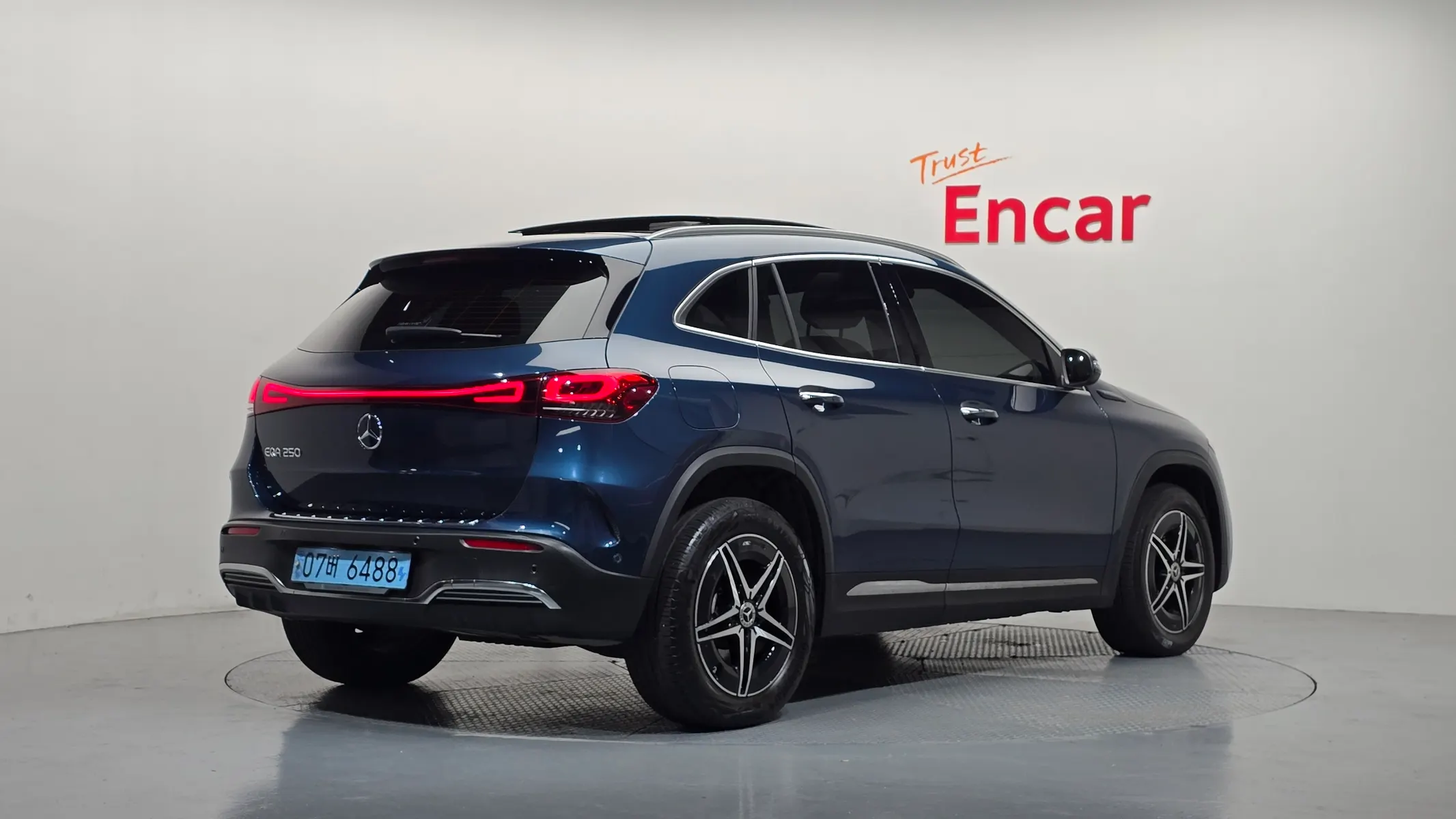 Mercedes-Benz EQA H243 EQA250 AMG 2022 2/33