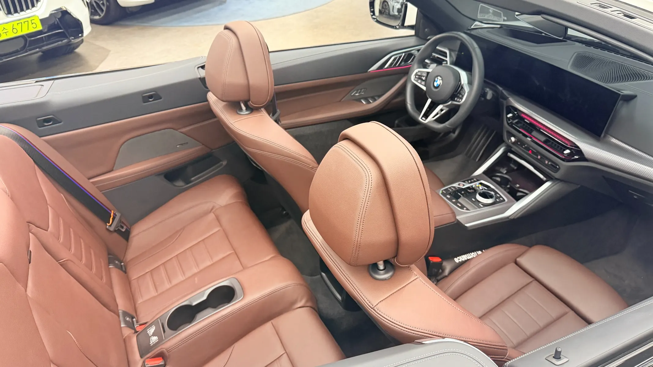 BMW 4 Series (G22) 420i M 2025 6/7