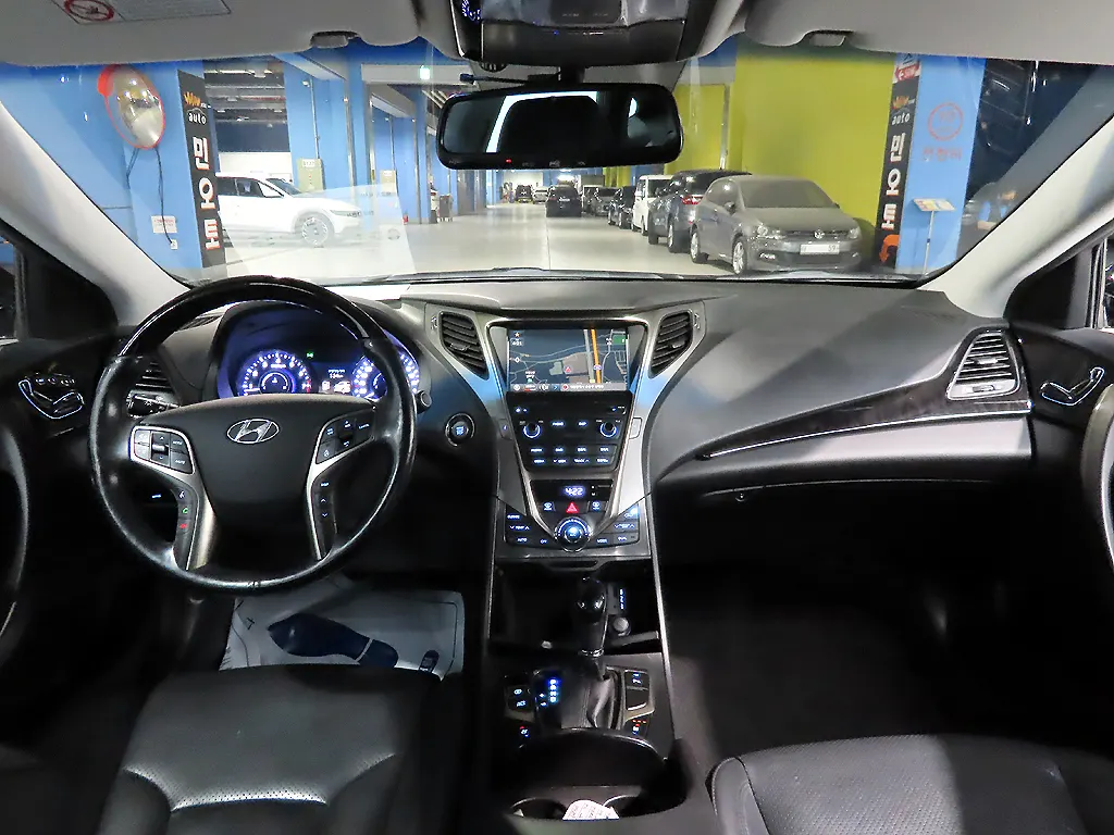 Hyundai Grandeur HG HG300 2013 4/5
