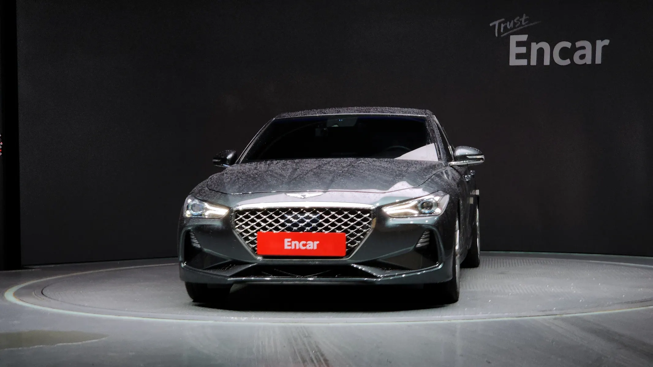Genesis G70 2.0T AWD 2020 2/5