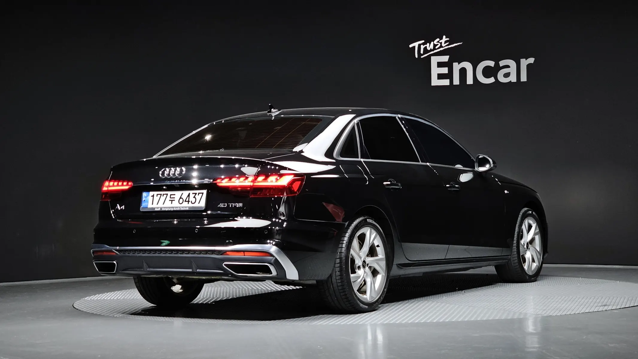 Audi A4 (B9) 40 TFSI 2021 2/21