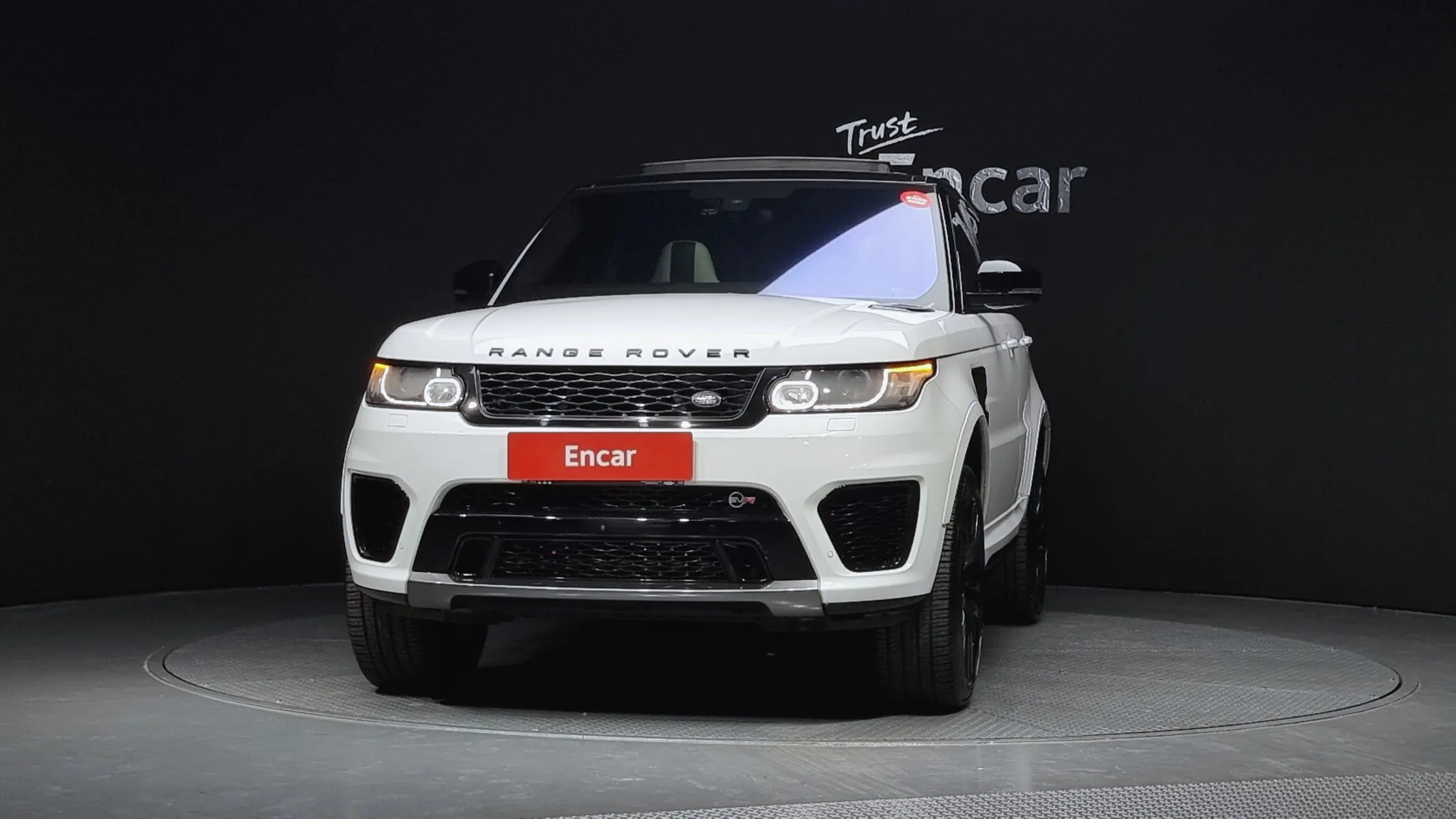 Land Rover 2 5.0 SVR 2015 3/21