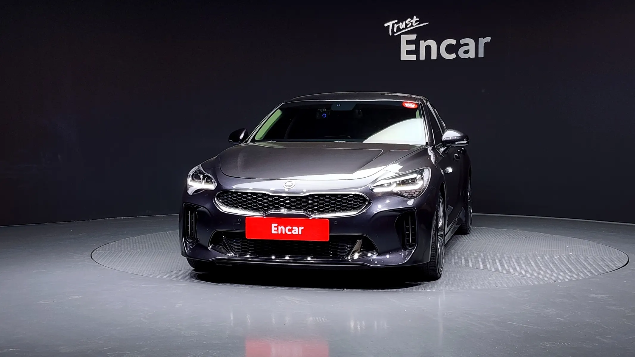 Kia Stinger 2.0 2WD 2017 2/5