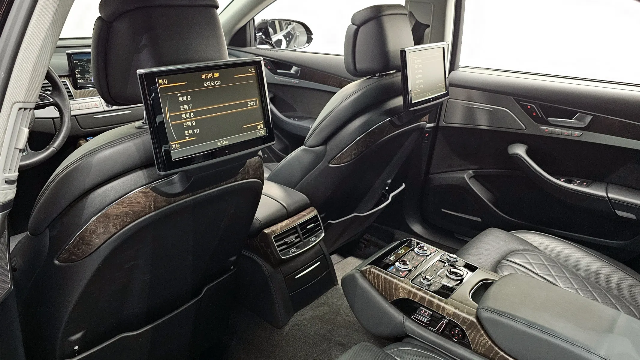 Audi A8 65 TFSI LWB 2016 20/21