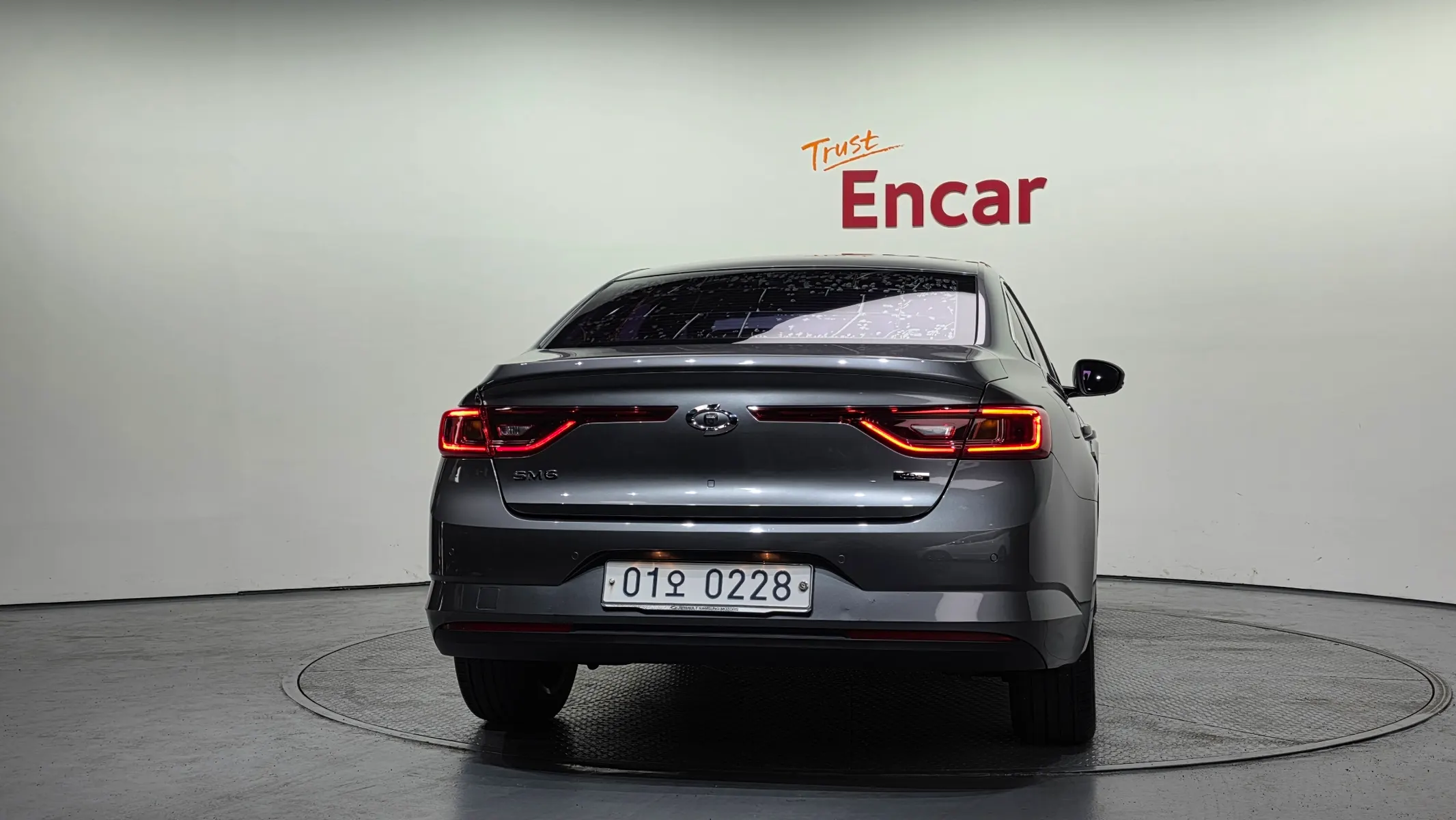 Renault Korea SM6 2.0 GDe LE 2016 3/5