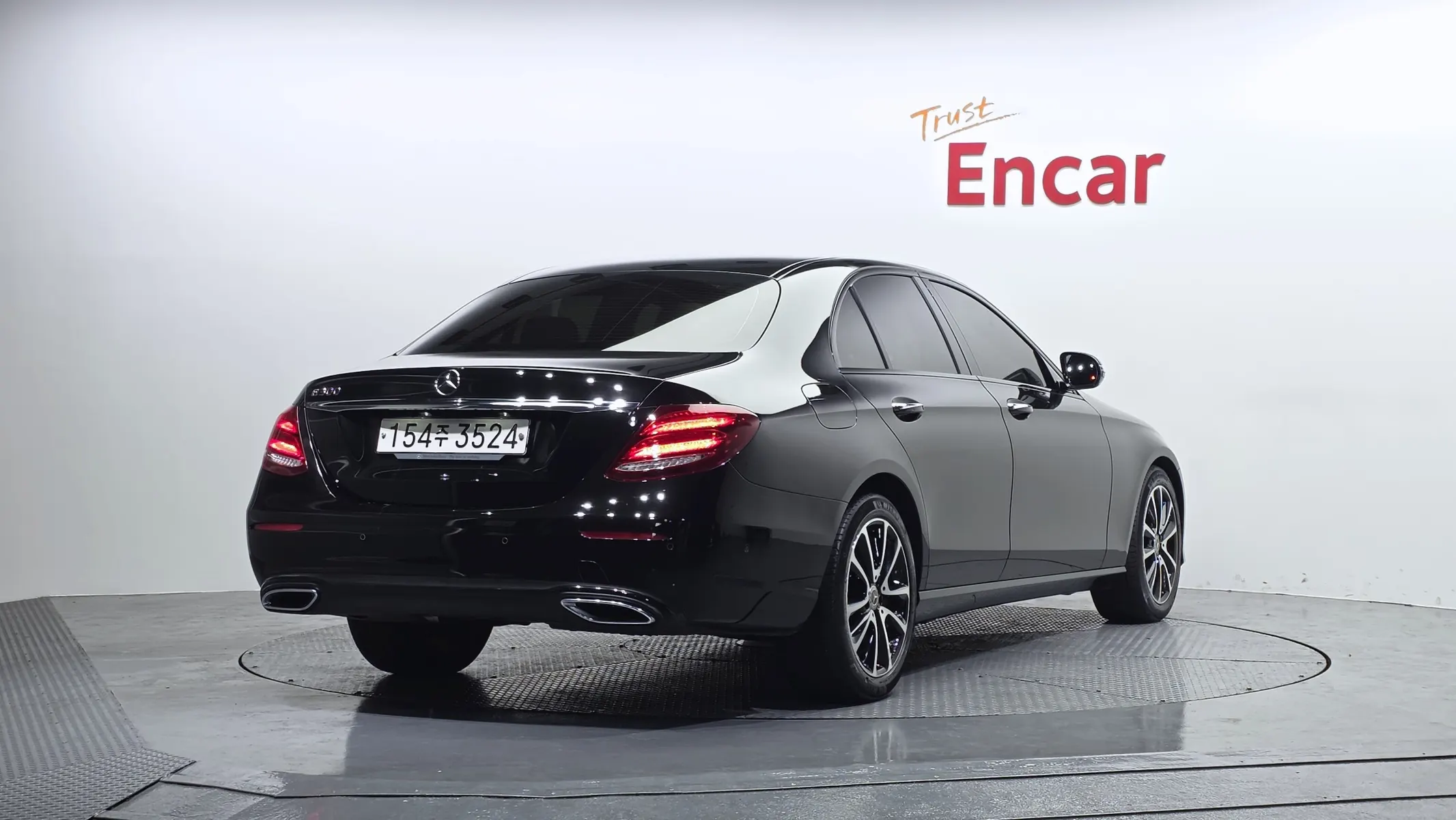 Mercedes-Benz E-Class W213 E250 2020 2/21
