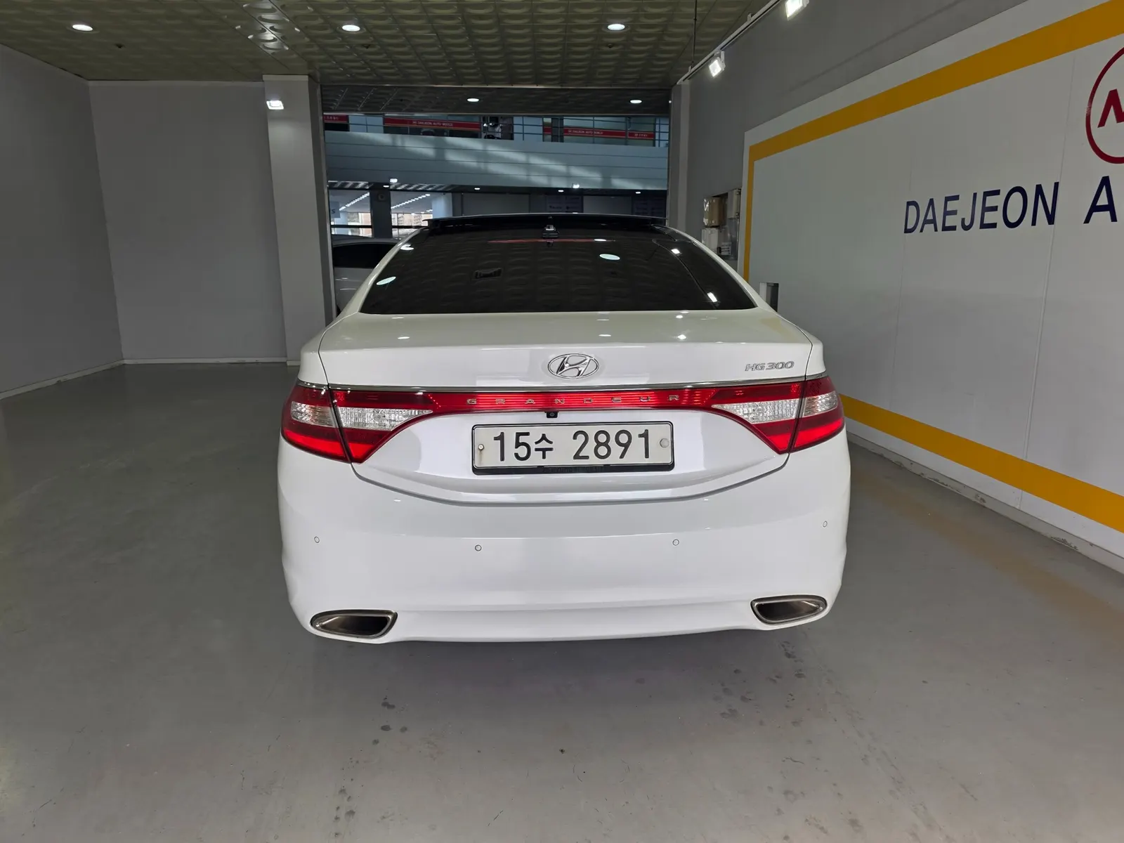 Hyundai Grandeur HG HG300 2013 3/4