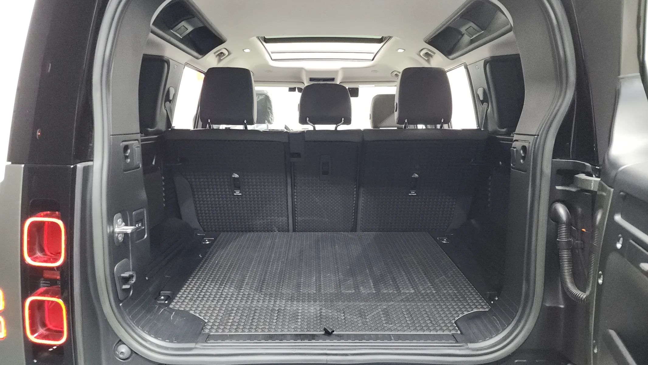 Land Rover (L663) 110 D250 SE 2022 20/21