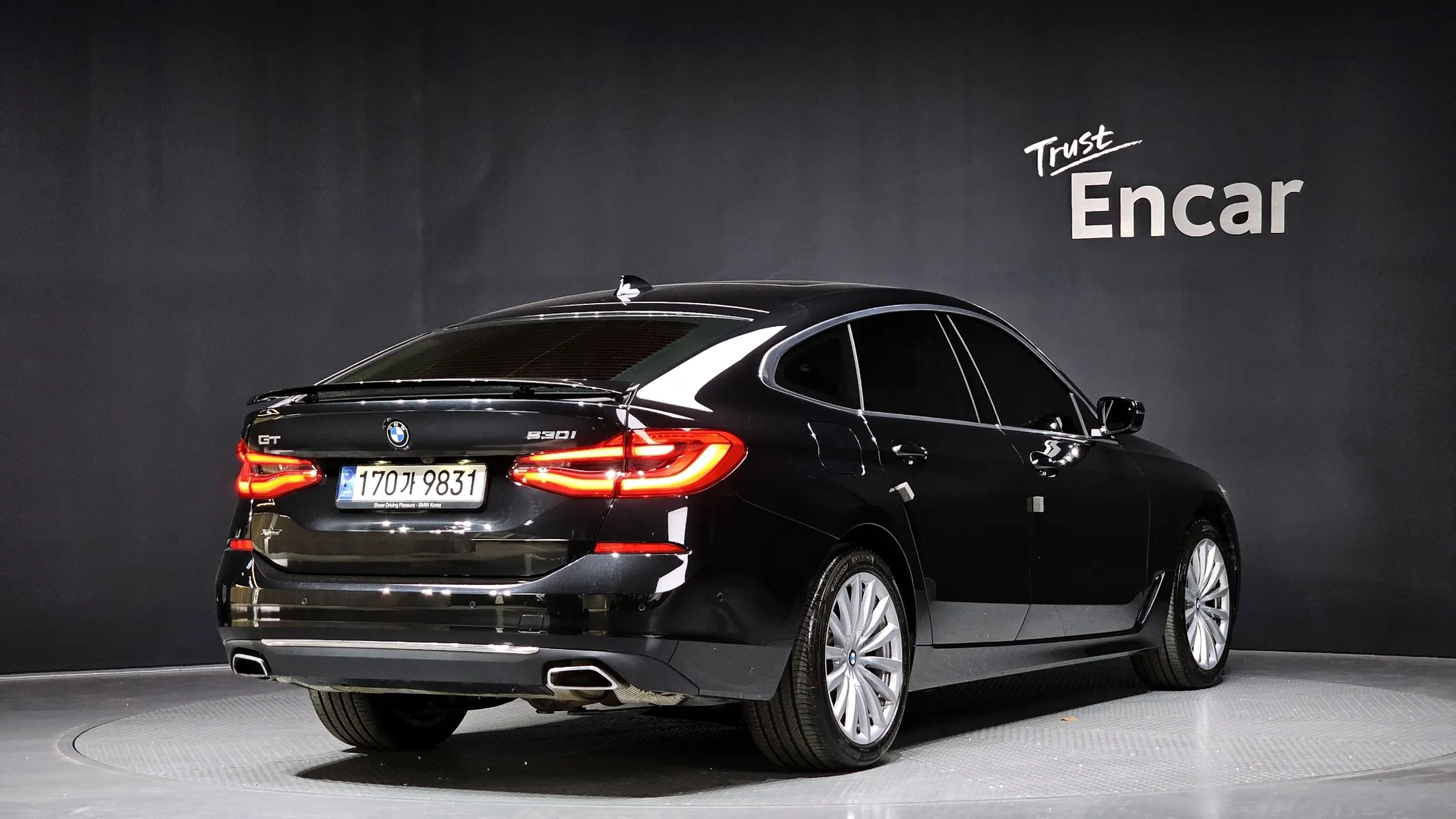 BMW 6 Series GT (G32) 630i xDrive 2023 2/21