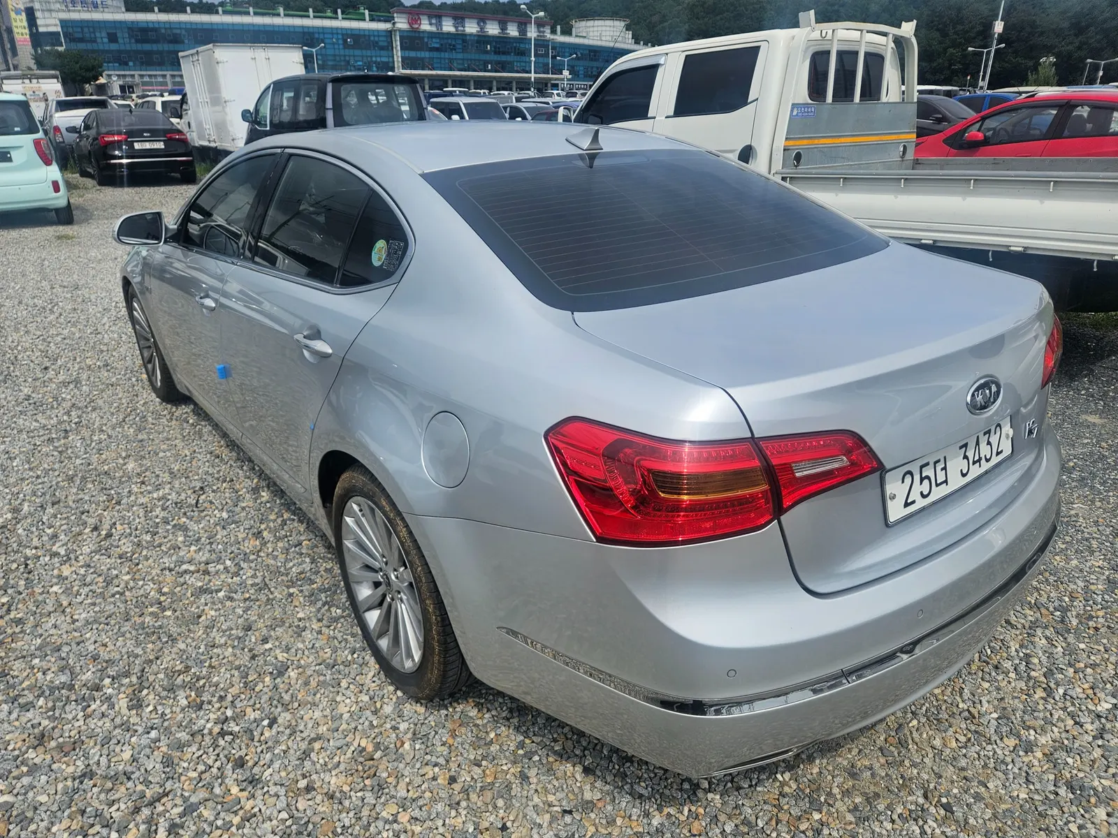 Kia K7 LPI VG270 2010 2/5