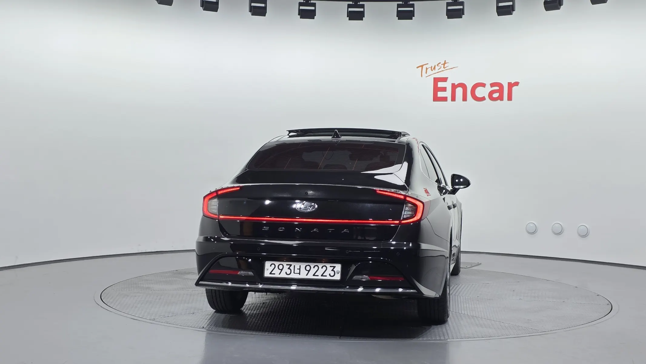 Hyundai (DN8) 2.0 2019 3/5