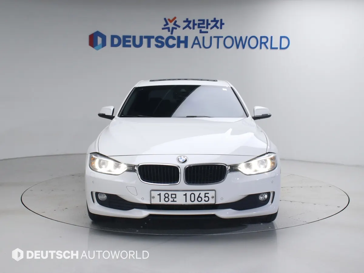 BMW 3 Series (F30) 320d 2014 2/26