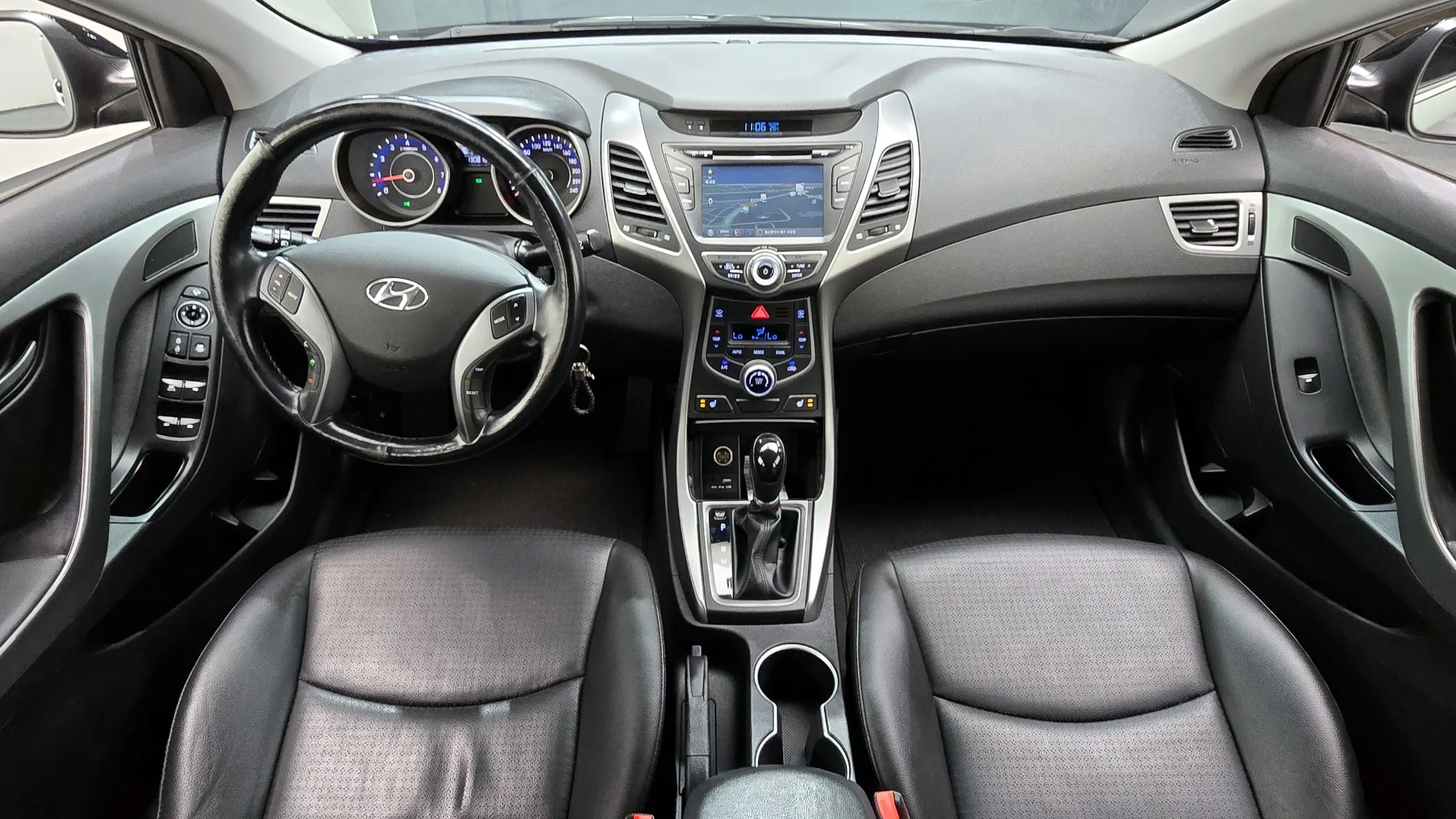 Hyundai 아반떼 1.6 GDi 2014 4/5