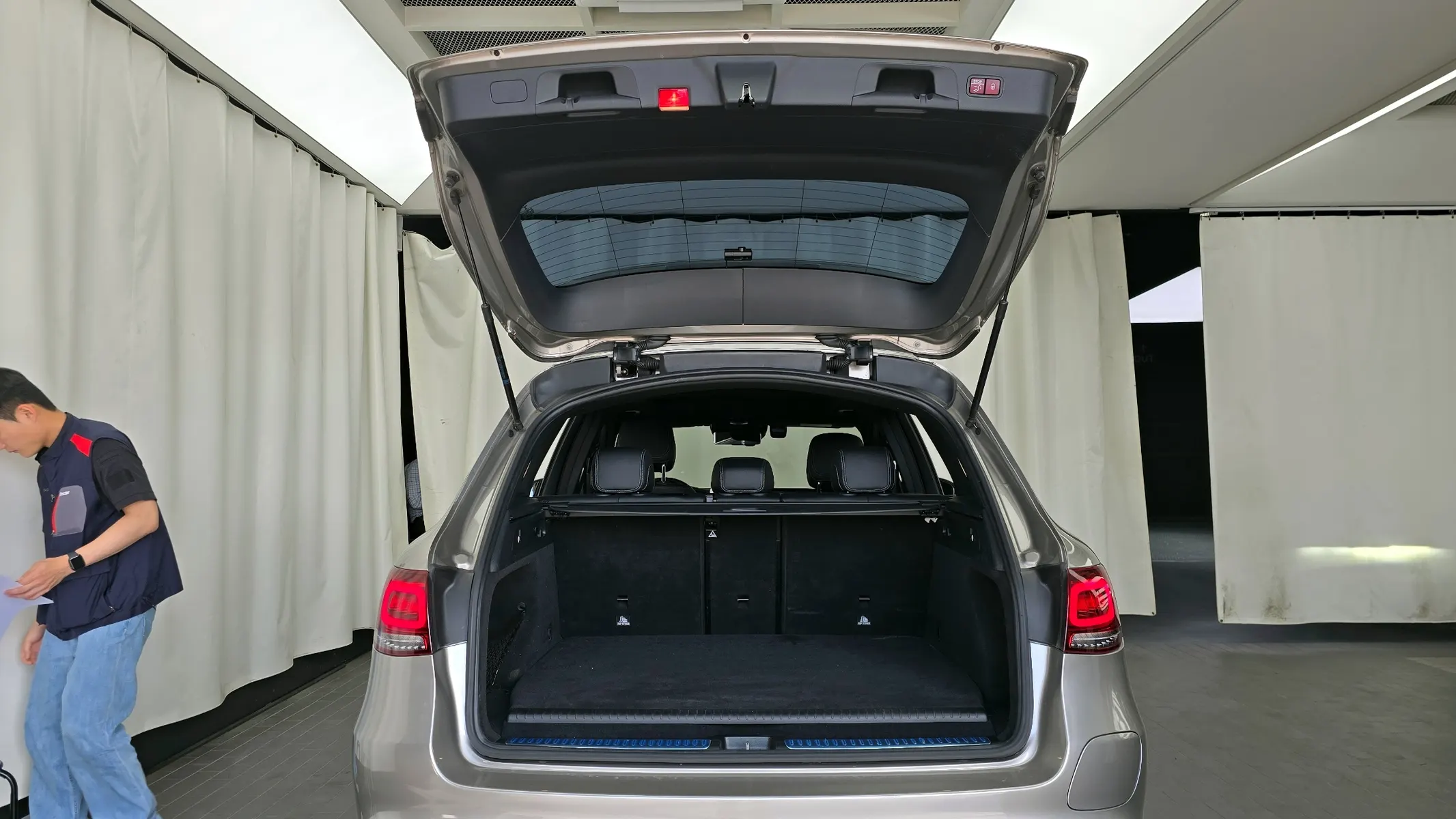 Mercedes-Benz GLC-Class X253 GLC300e 4MATIC 2020 20/21
