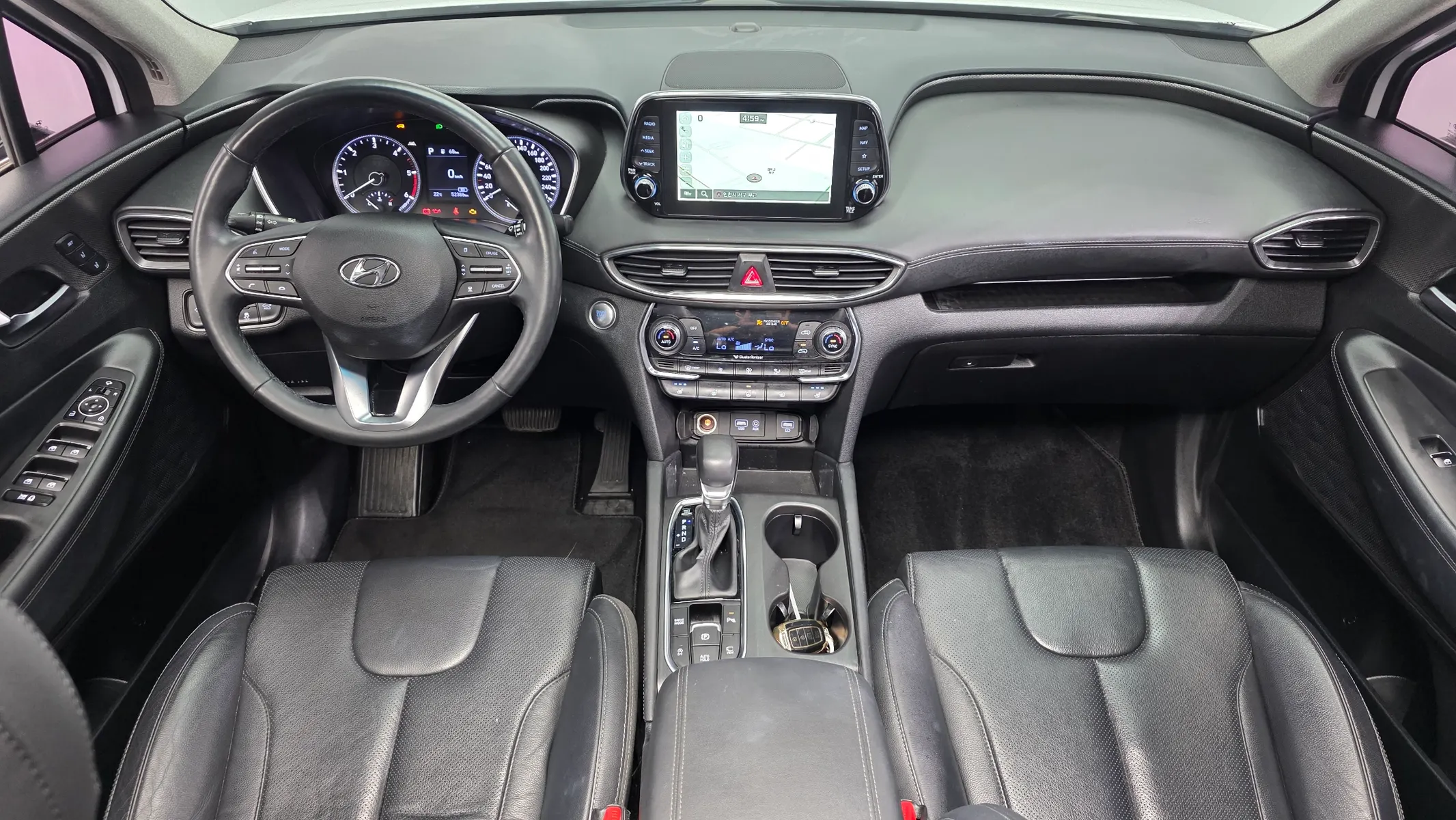Hyundai TM 2.0 2WD 2019 4/5