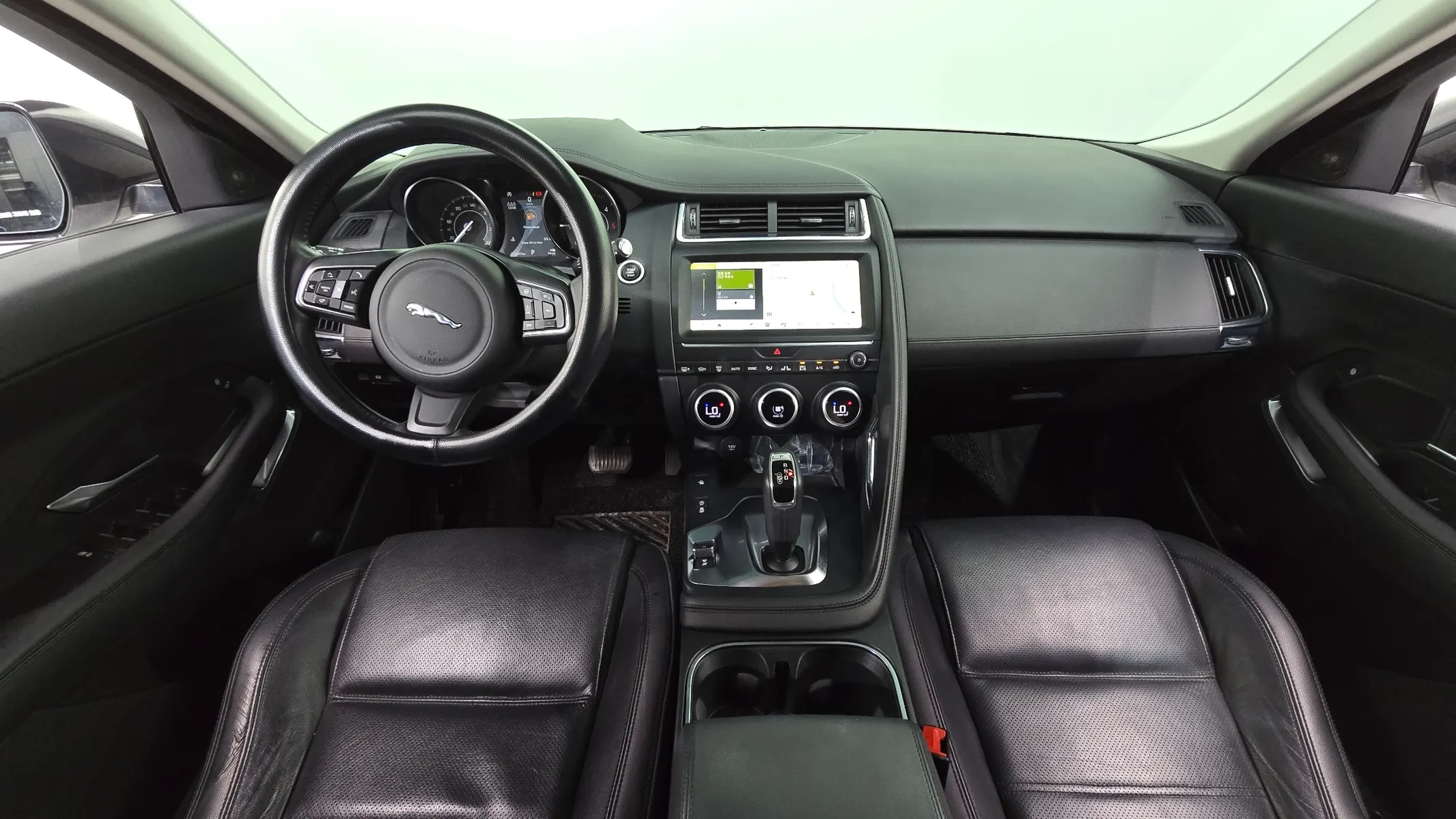 Jaguar E-PACE D180 S 2019 4/5