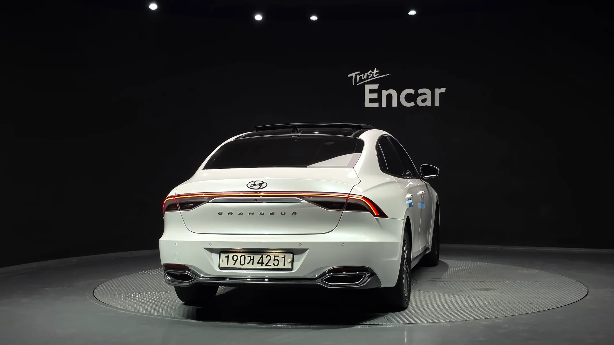 Hyundai IG 3.0 LPi () 2022 3/5