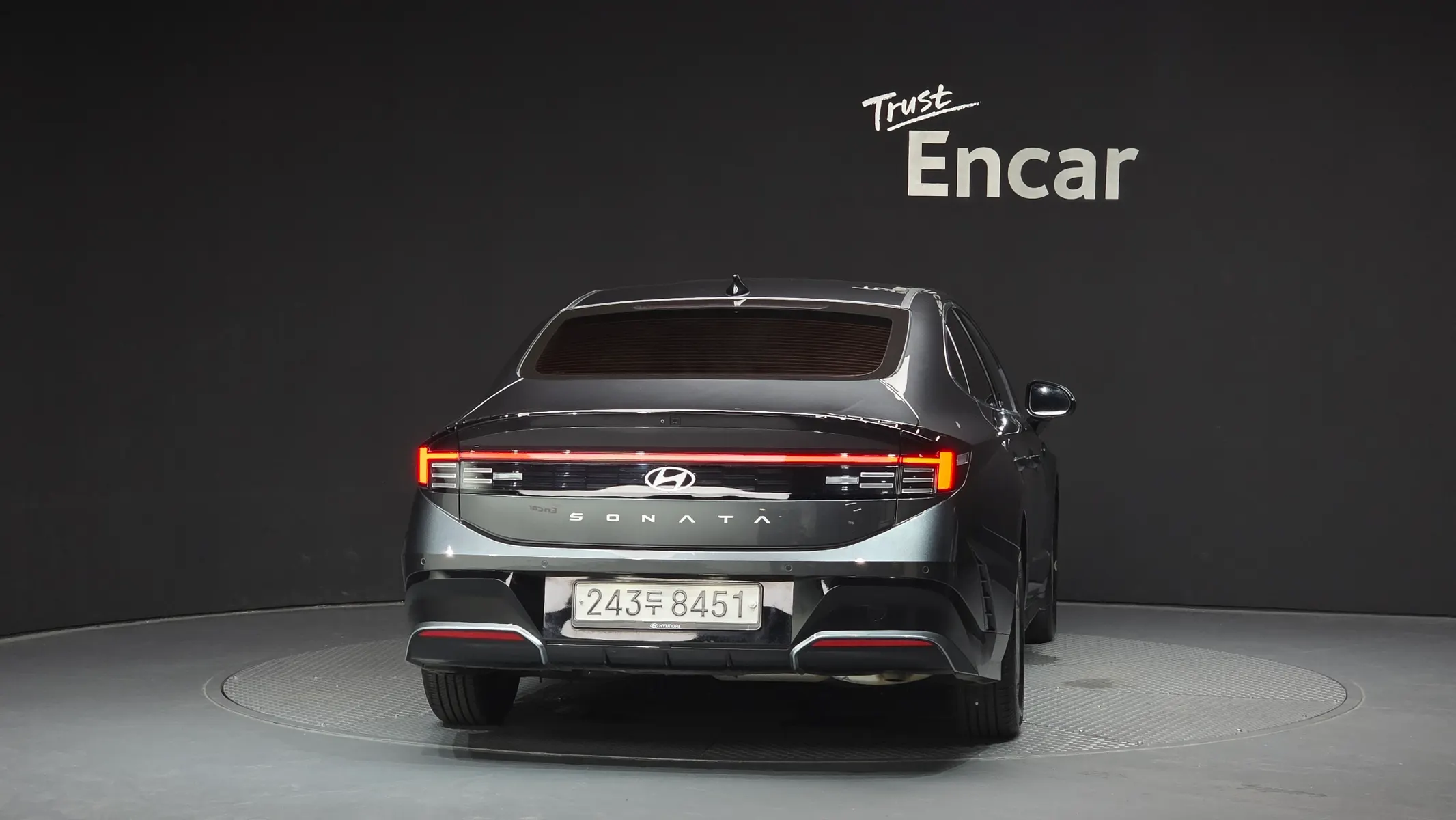 Hyundai (DN8) 2.0 LPG() 2024 3/5