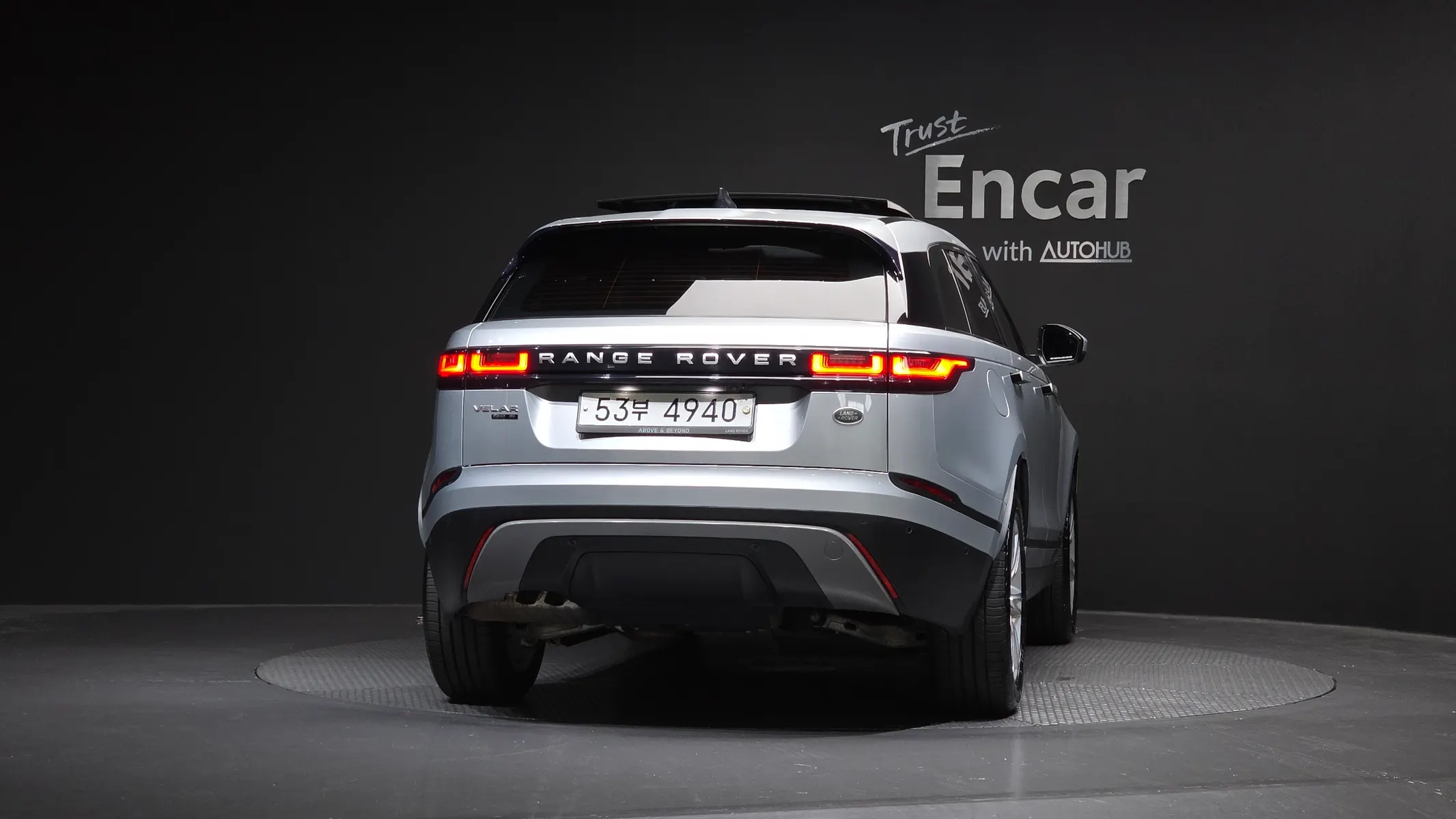 Land Rover 레인지로버 벨라 2.0 D240 SE 2018 3/32