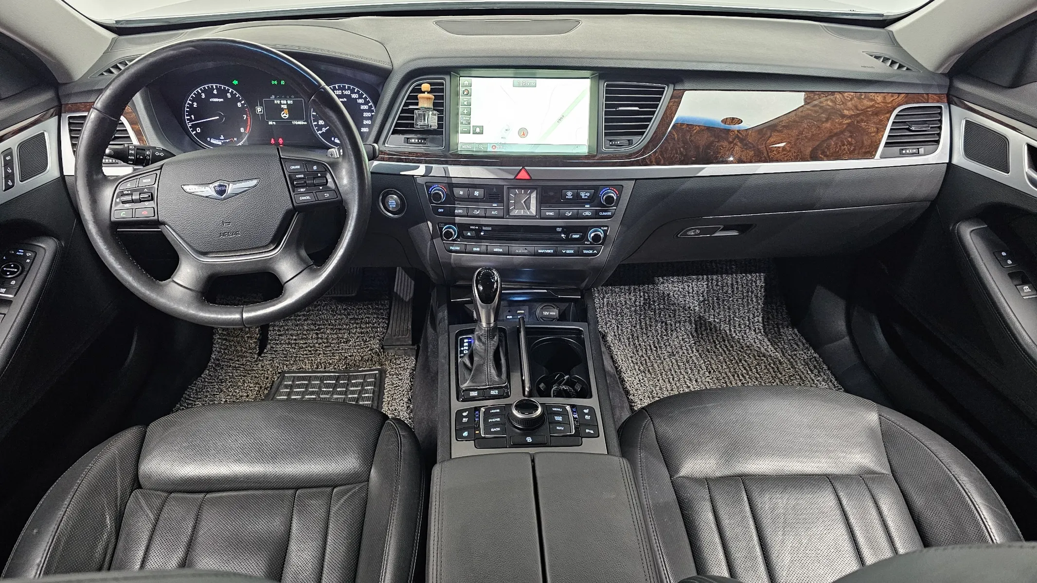 Hyundai DH G330 AWD 2015 4/5
