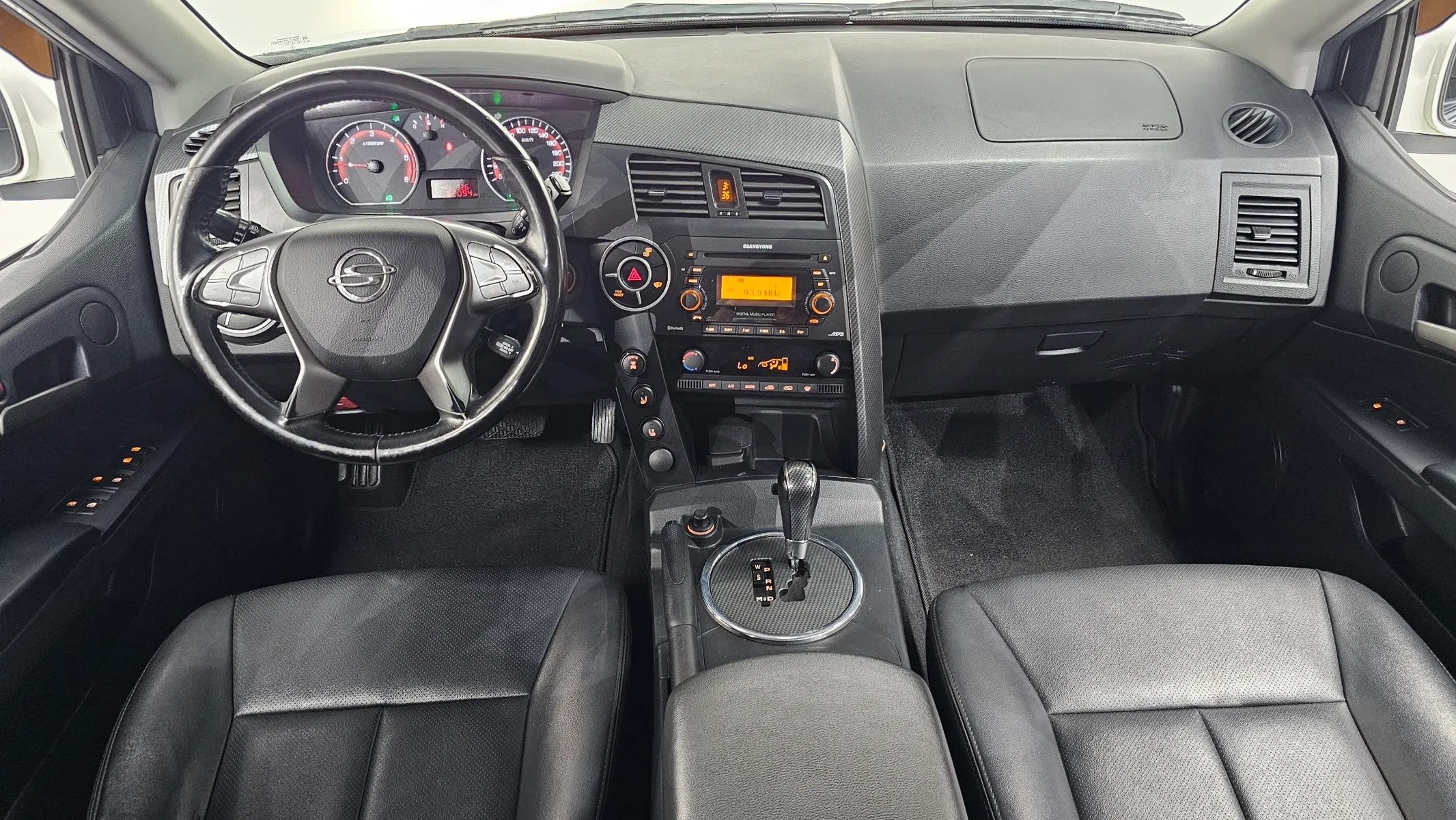 KG Mobility 코란도 스포츠 CX7 4WD 2015 4/5