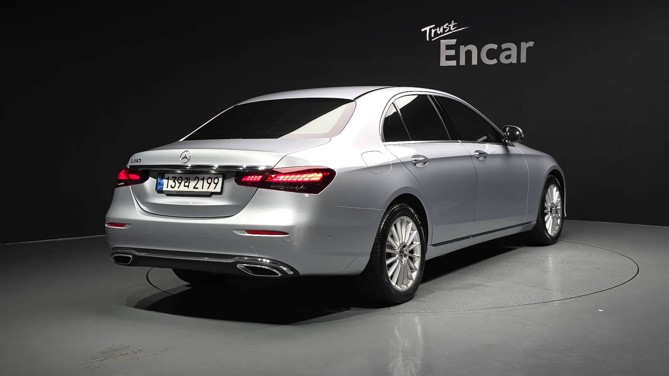 Mercedes-Benz E-Class W213 E250 2022 2/40