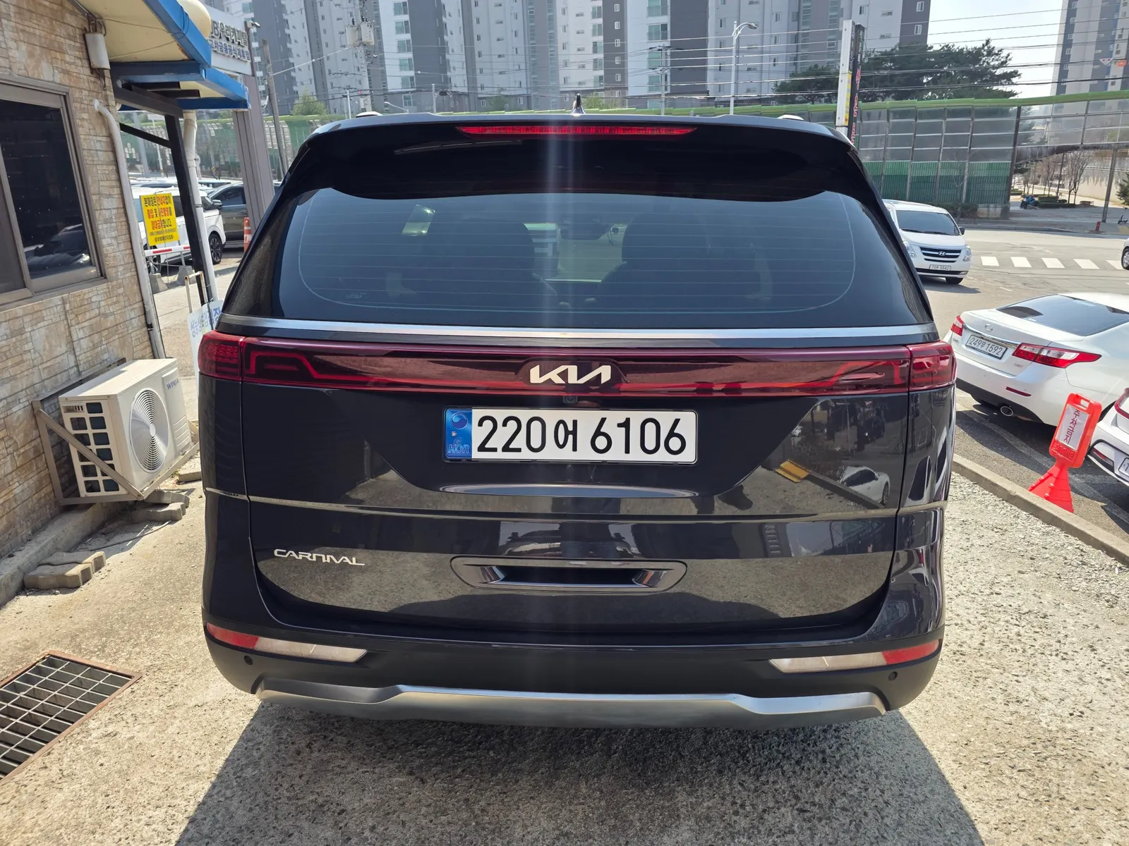 Kia 4 HEV 1.6 2WD 2021 3/5
