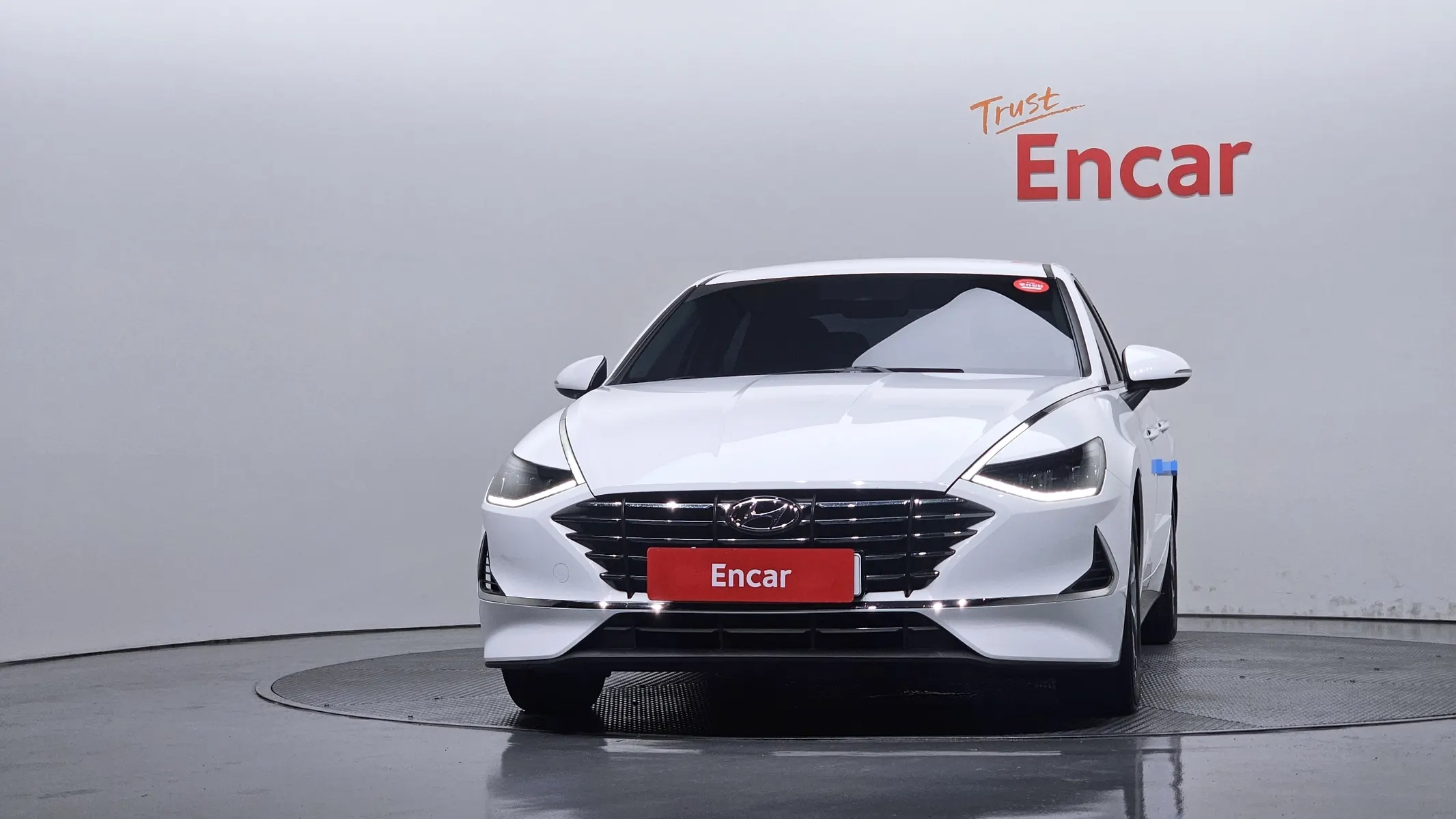 Hyundai (DN8) 2.0 LPG() 2023 2/5