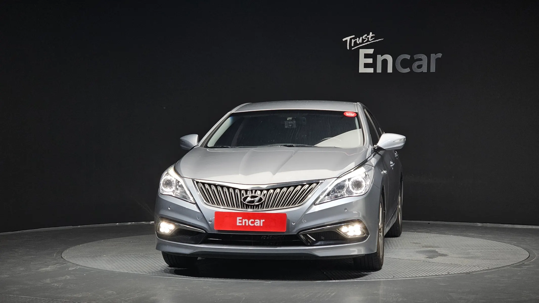 Hyundai Grandeur HG HG240 2015 2/5