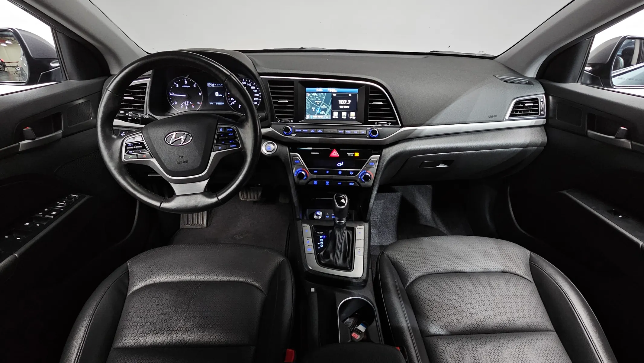 Hyundai AD 1.6 e-VGT 2016 4/5