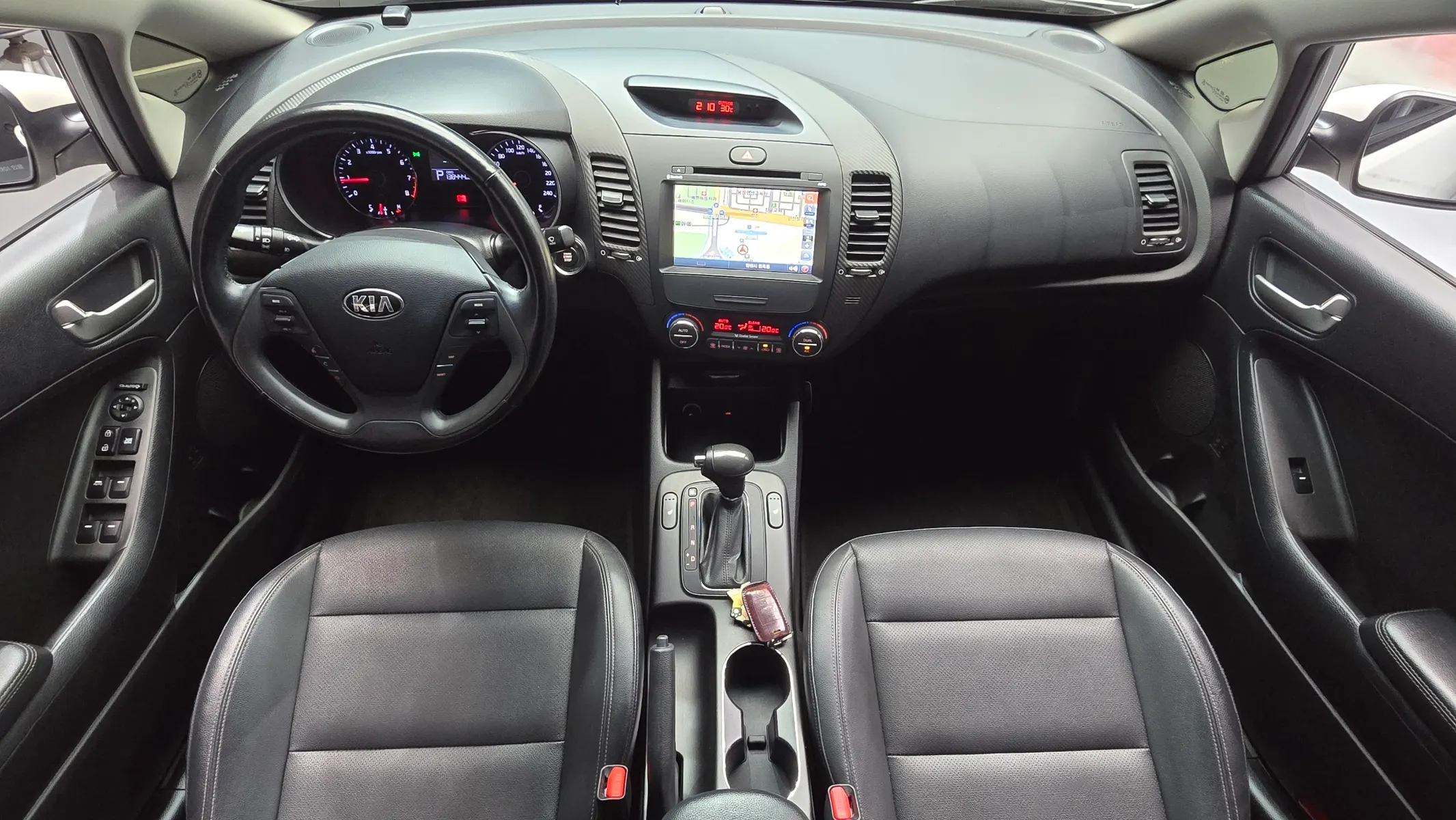 Kia K3 2013 4/5