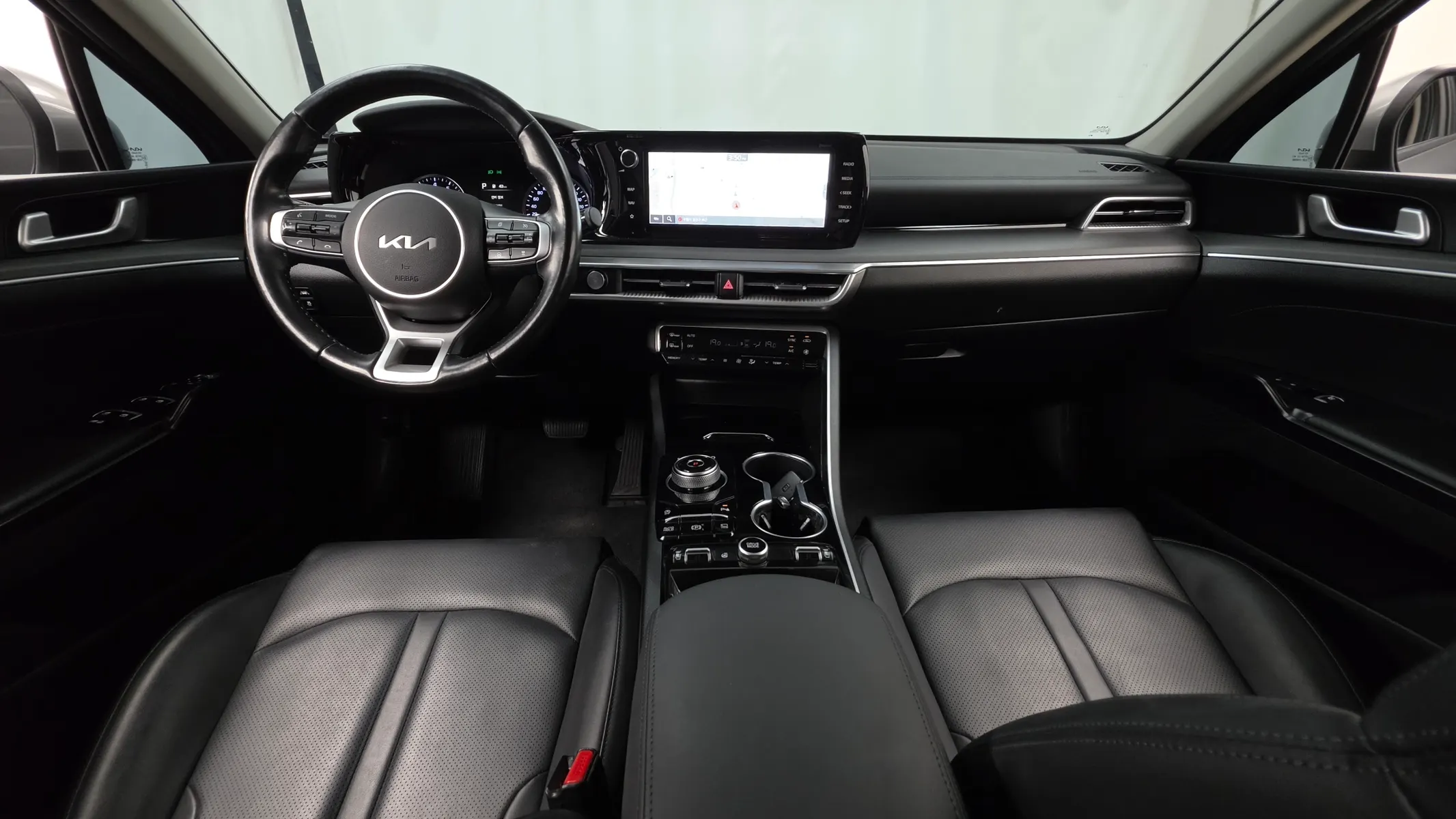 Kia K5 3 2.0 2022 4/5