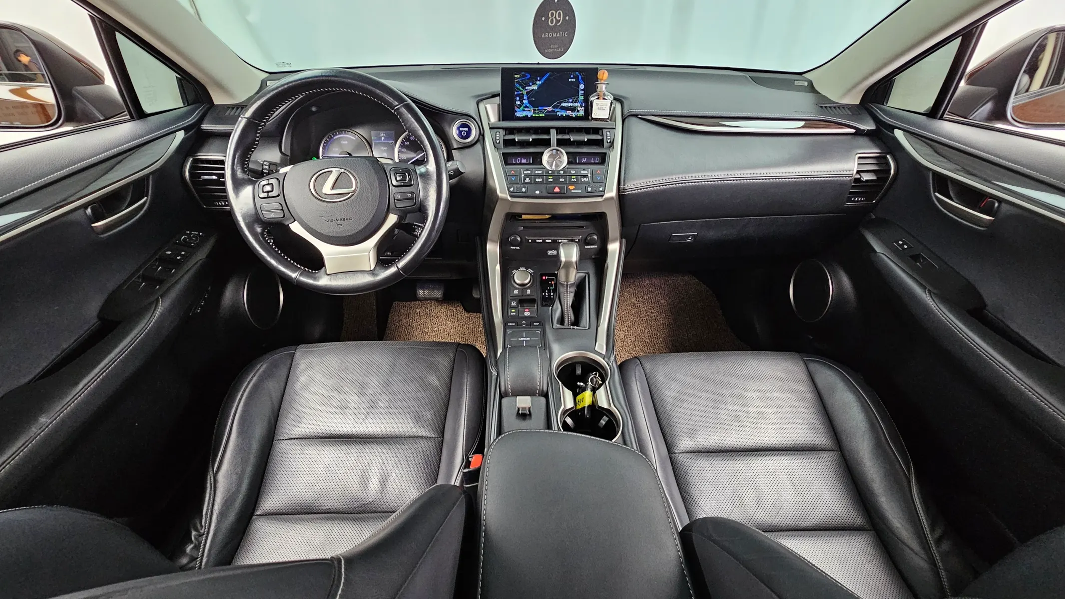 Lexus NX300h 2016 4/5