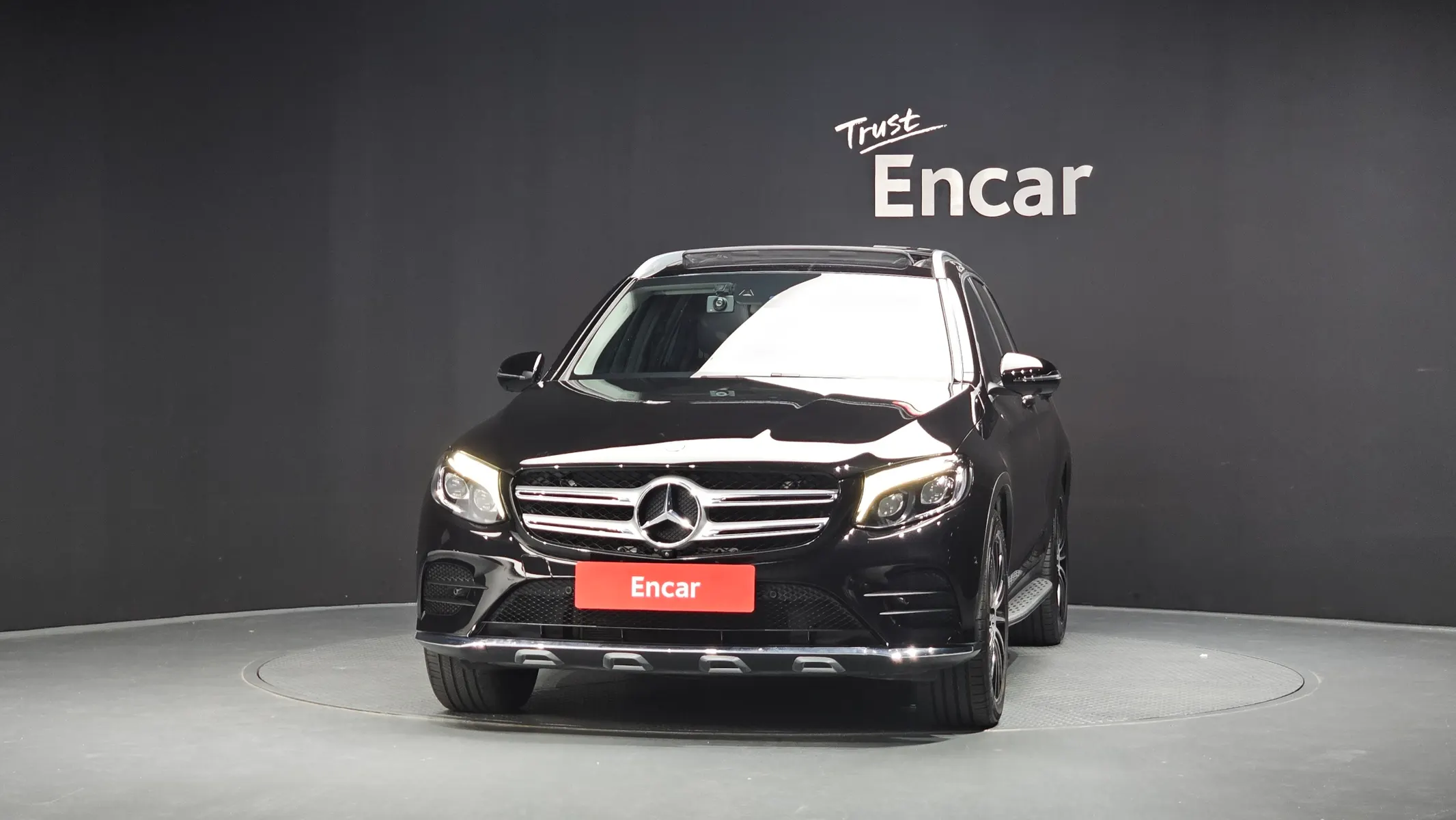 Mercedes-Benz GLC-Class X253 GLC300 4MATIC AMG Line 2019 3/39