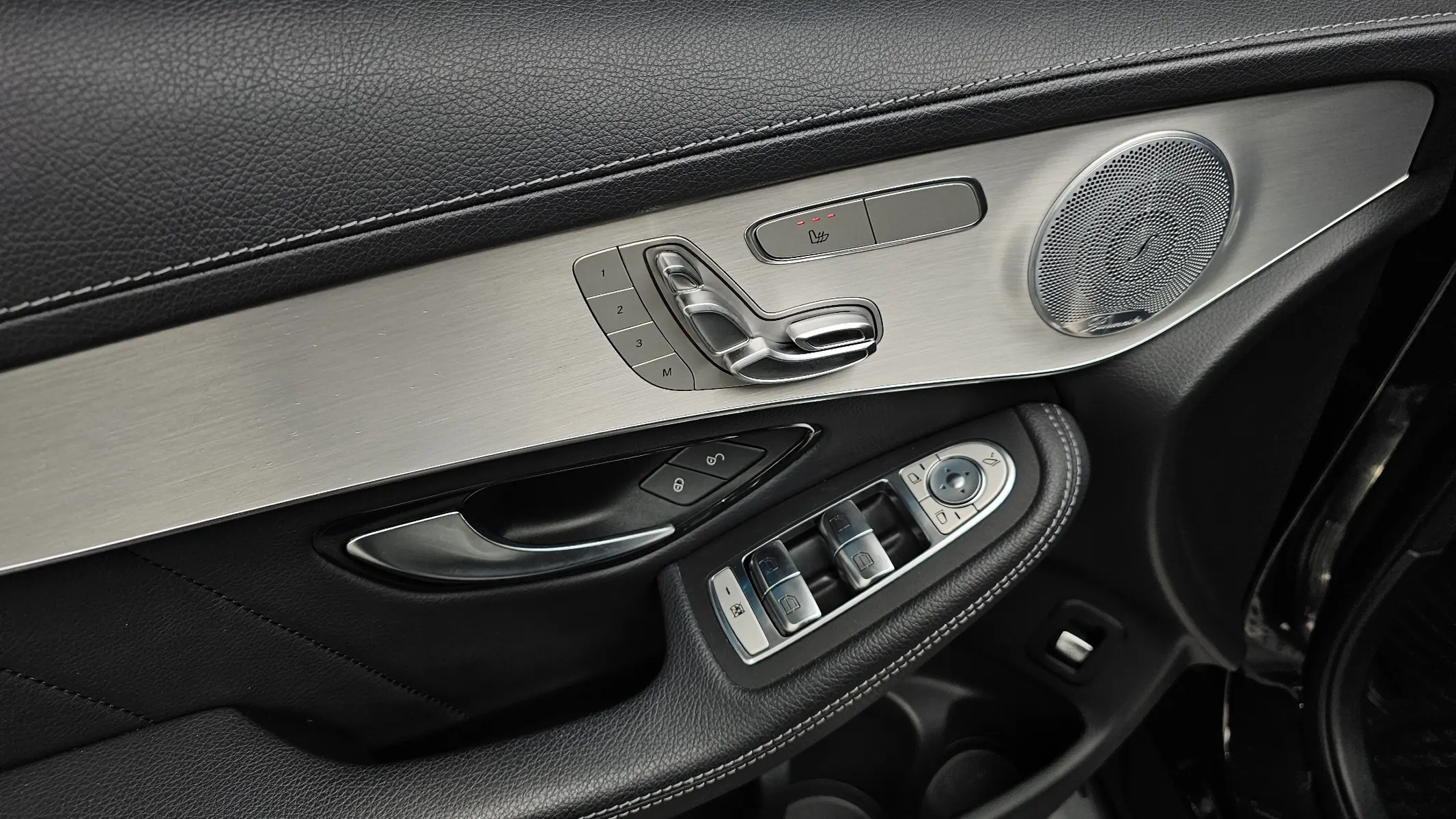 Mercedes-Benz GLC-Class X253 GLC300 4MATIC AMG Line 2019 38/39