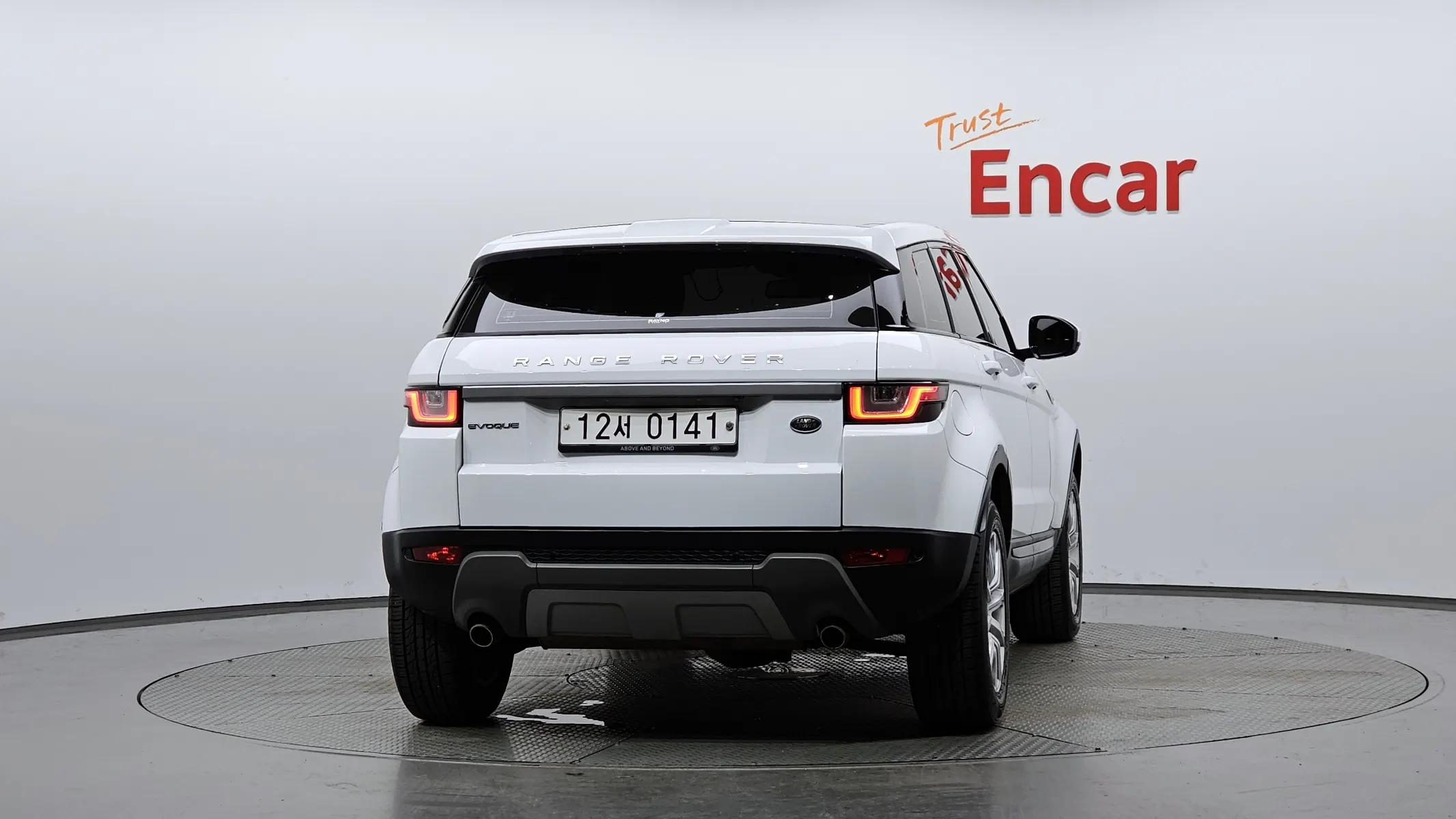 Land Rover 레인지로버 이보크 2.0 TD4 SE 2015 3/35