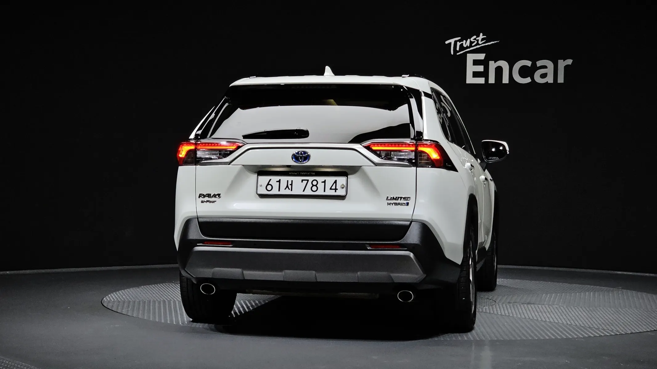 Toyota RAV4 5 2.5 4WD 2019 3/5