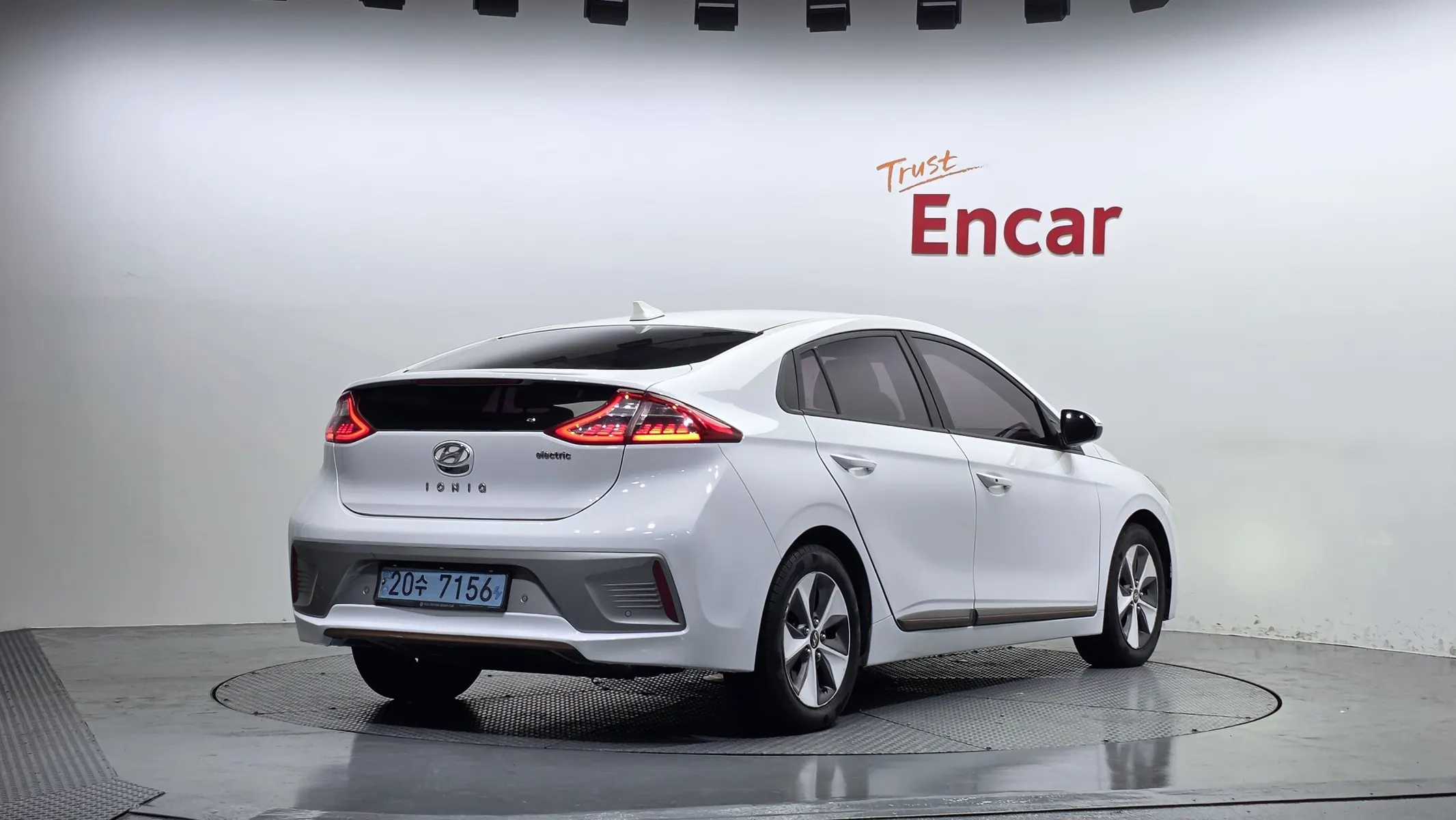 Hyundai 아이오닉 일렉트릭 N 2017 2/34