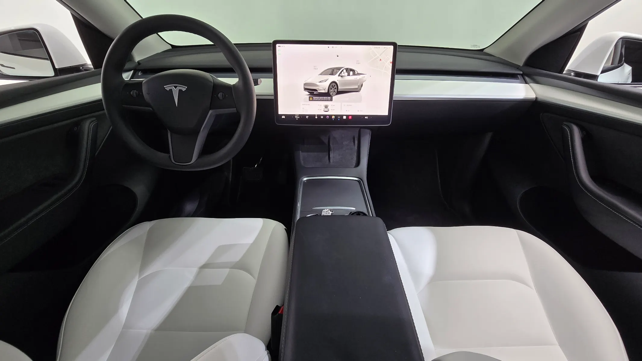 Tesla Y RWD 2024 4/5