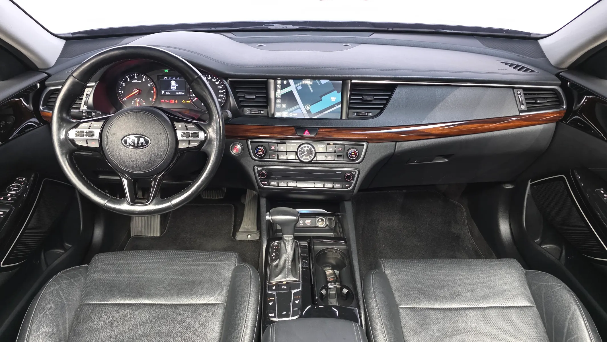 Kia K7 3.0 LPI () 2016 4/5