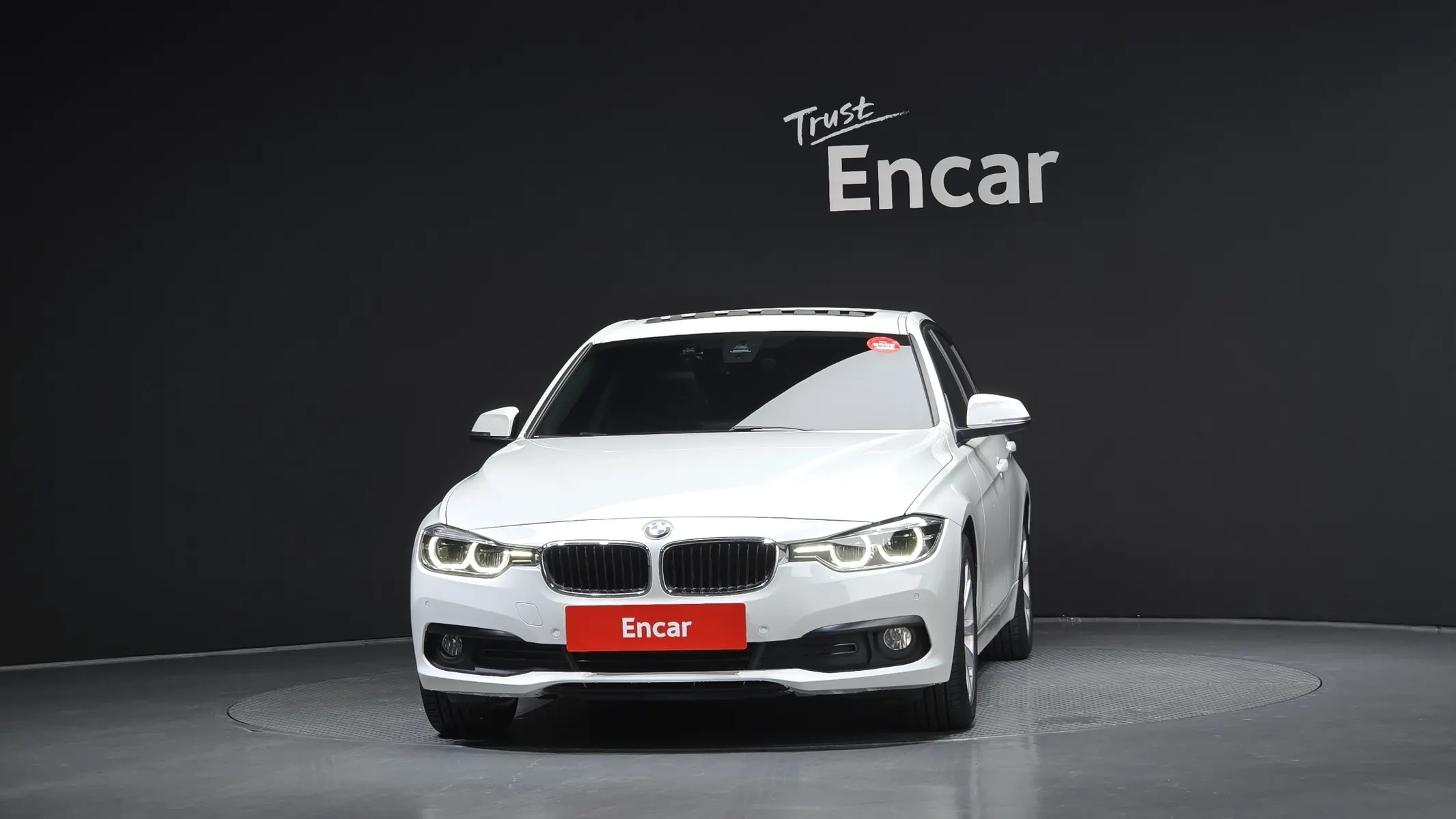 BMW 3 Series (F30) 320d 2018 3/35