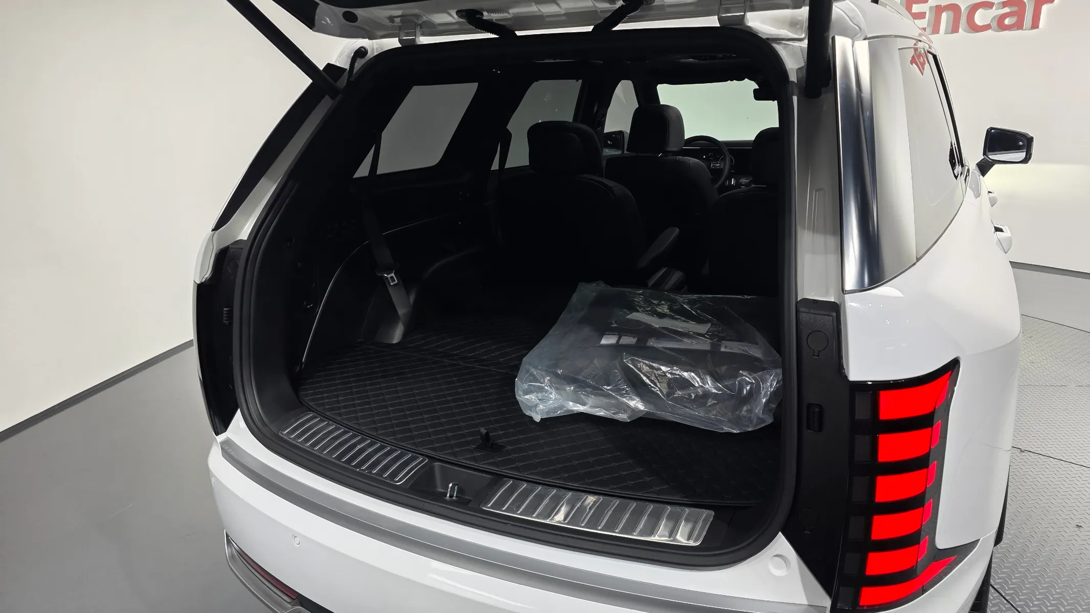 Hyundai (LX3) HEV 2.5T 4WD 7 2026 37/38