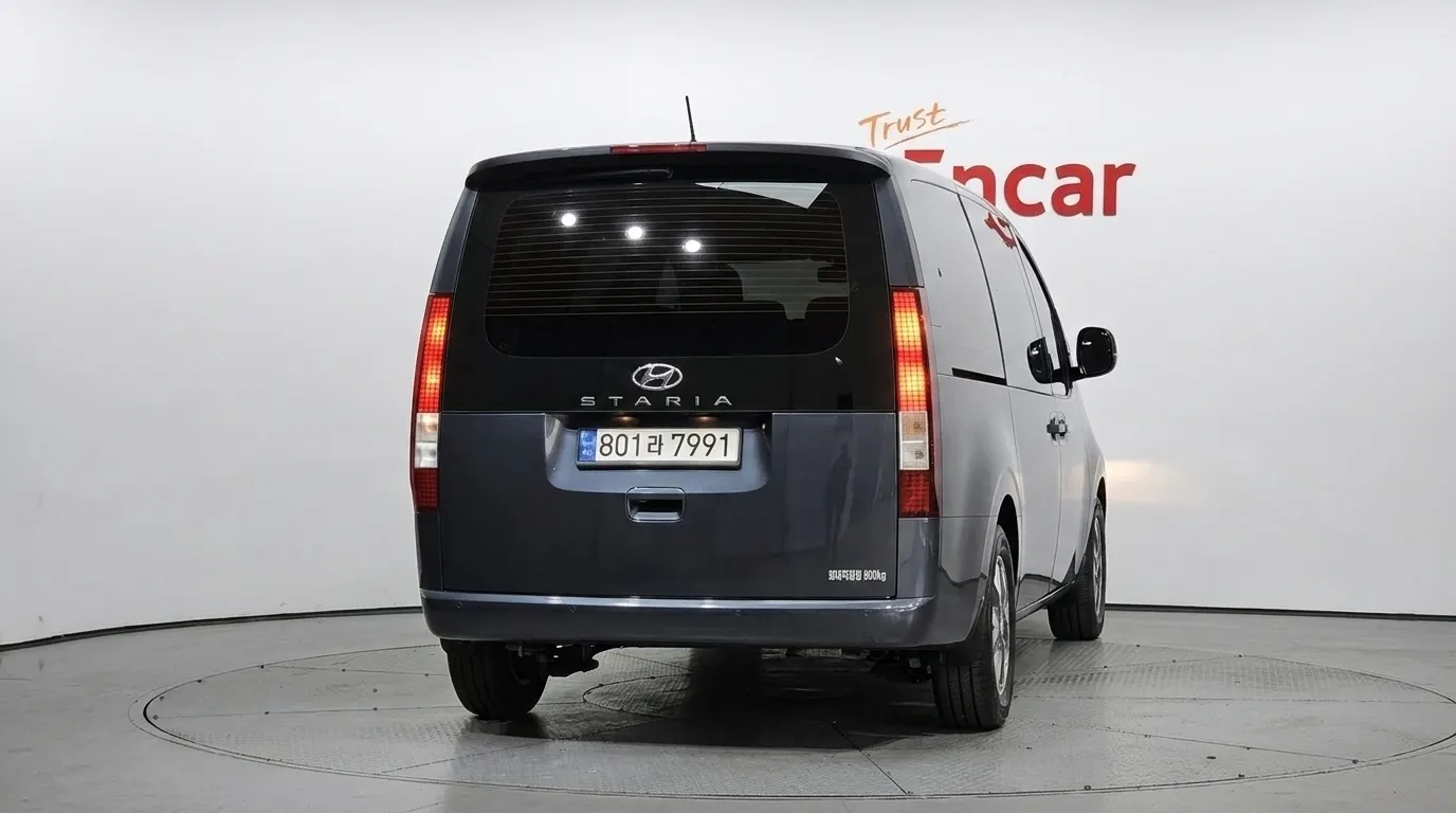 Hyundai Staria 3 2022 3/5