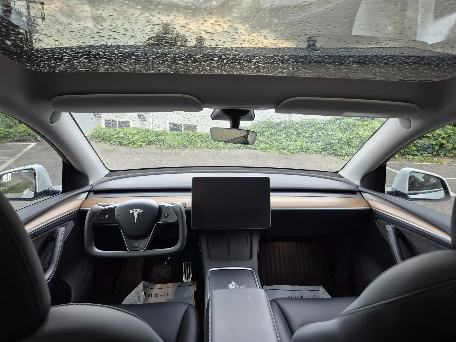 Tesla Y RWD 2024 4/5