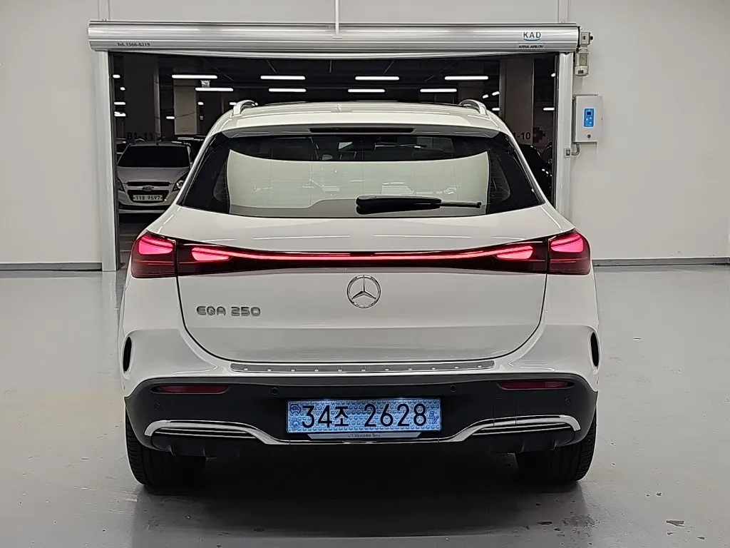 Mercedes-Benz EQA H243 EQA250 AMG 2025 3/20