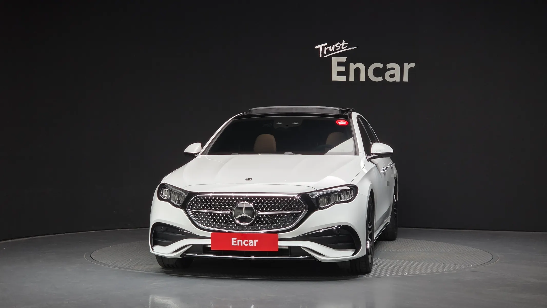 Mercedes-Benz E-Class W214 E200 AMG Line 2026 3/21