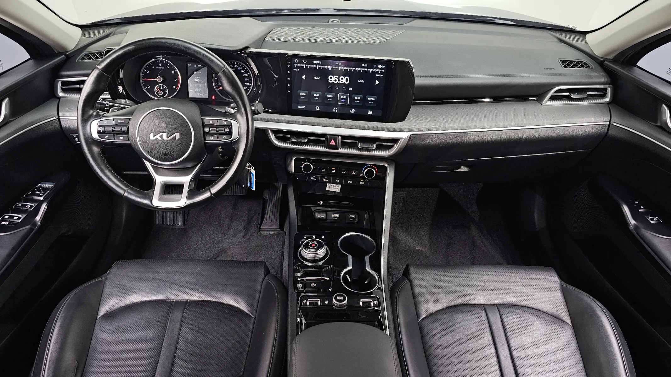 Kia K5 3 2.0 2022 4/5