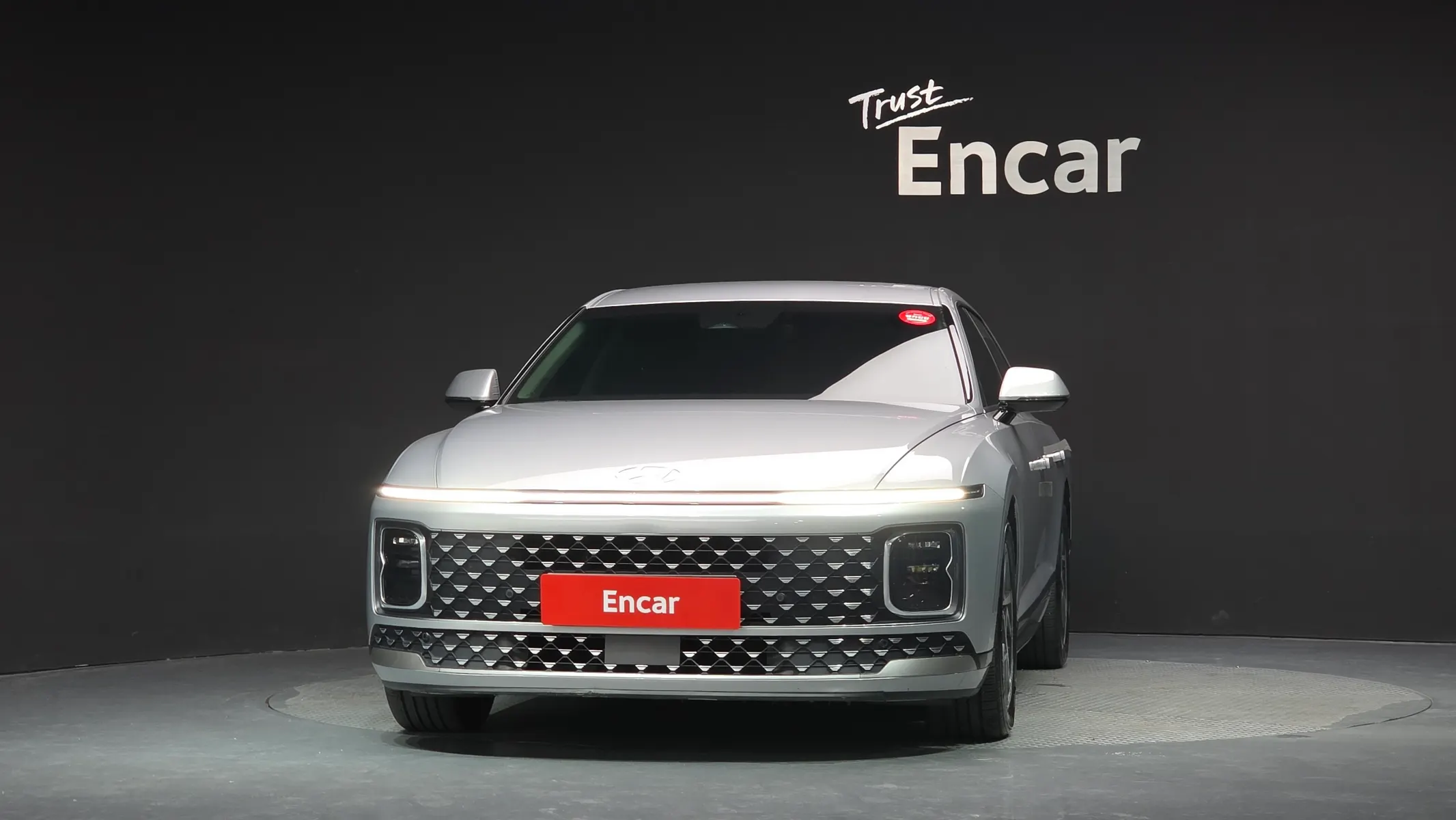 Hyundai (GN7) 3.5 LPG 2WD () 2023 2/5