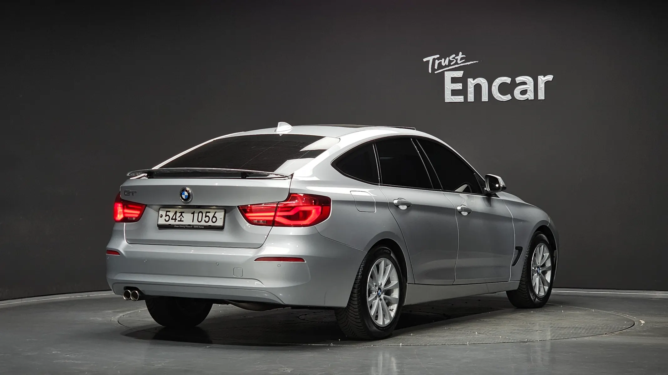 BMW 3 Series GT (F34) GT 320d 2018 2/31