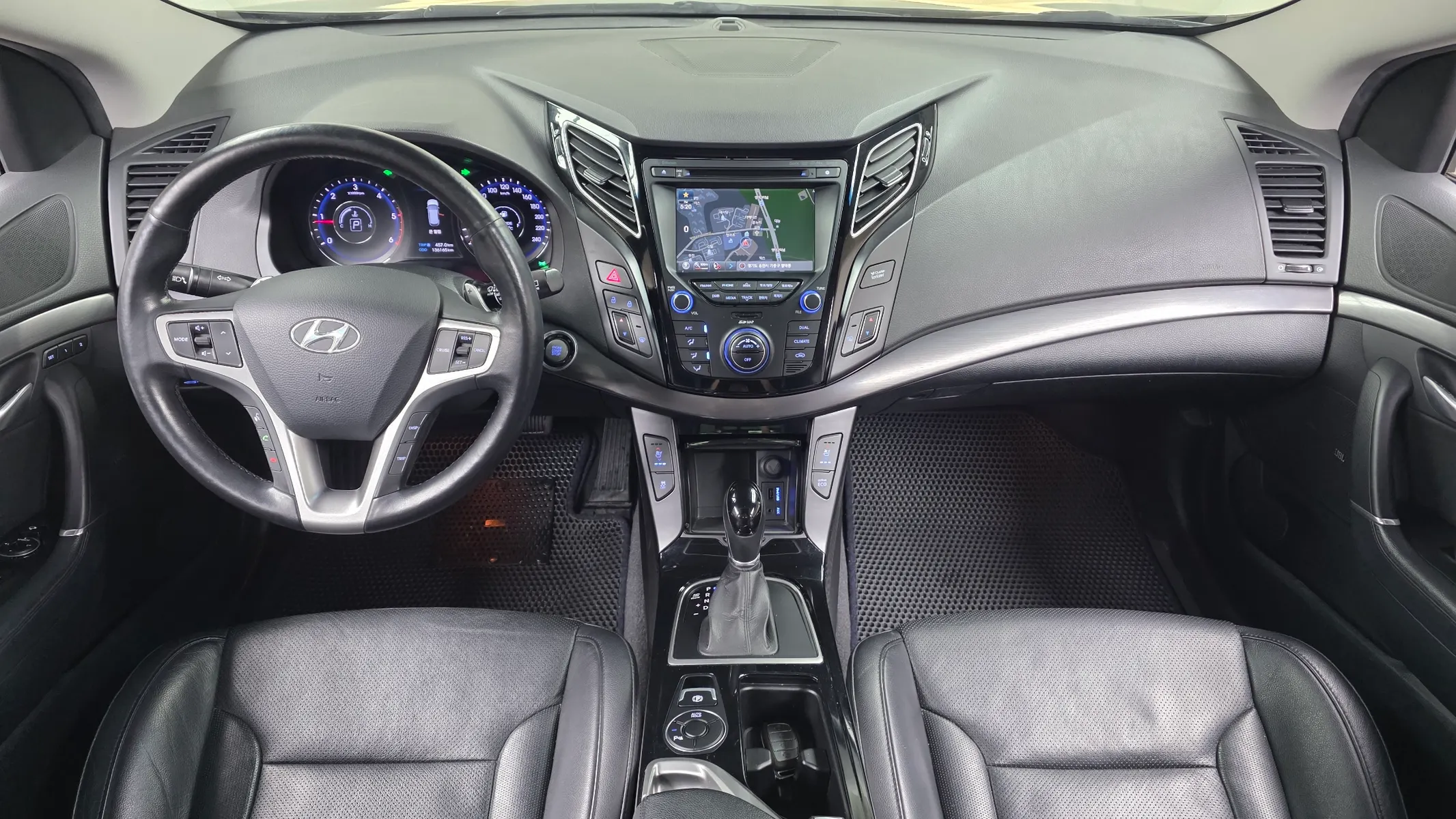 Hyundai i40 1.7 VGT 2012 4/5